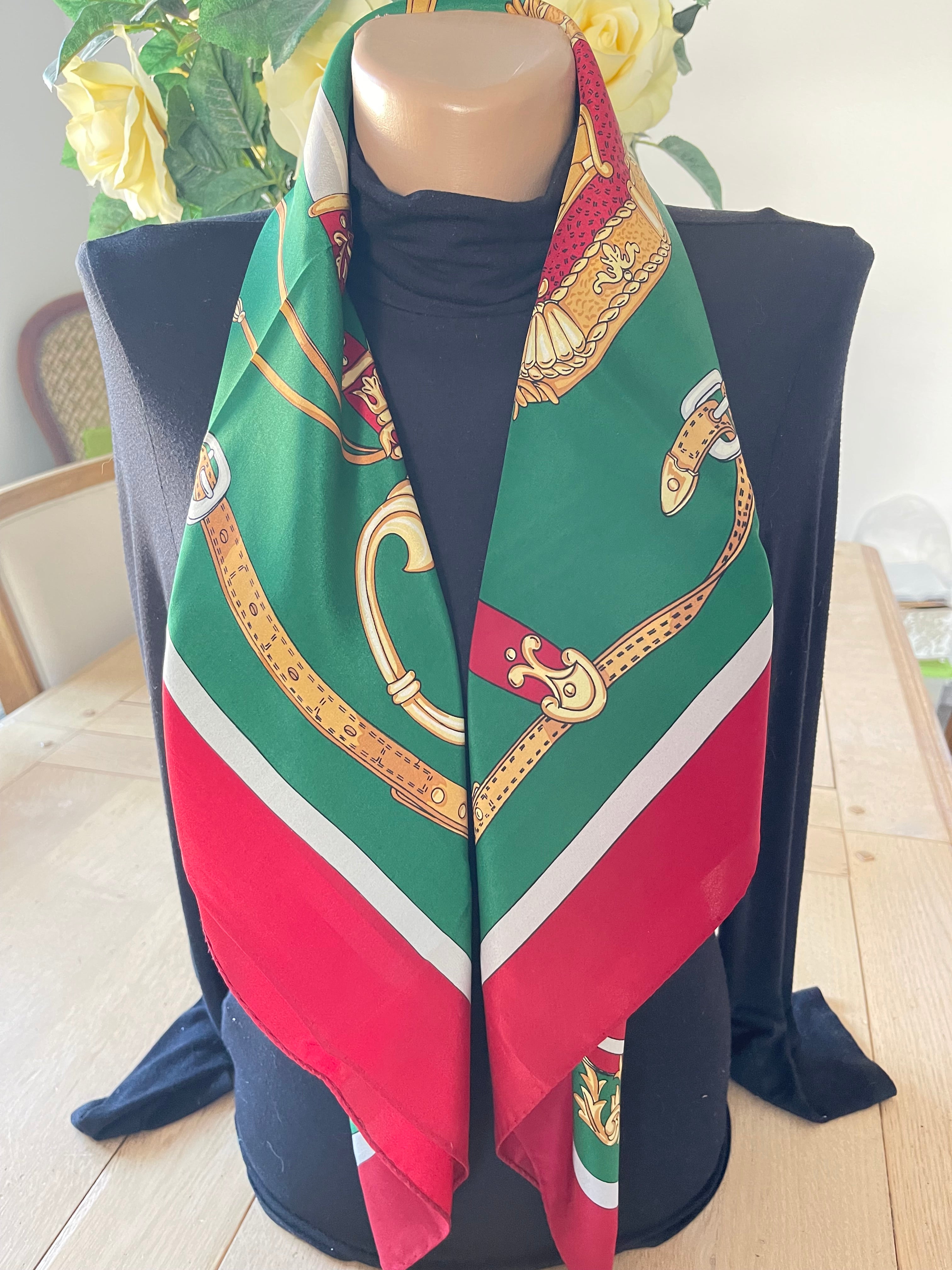 Silk scarf green carré foulard schal sjaal seide soie silk