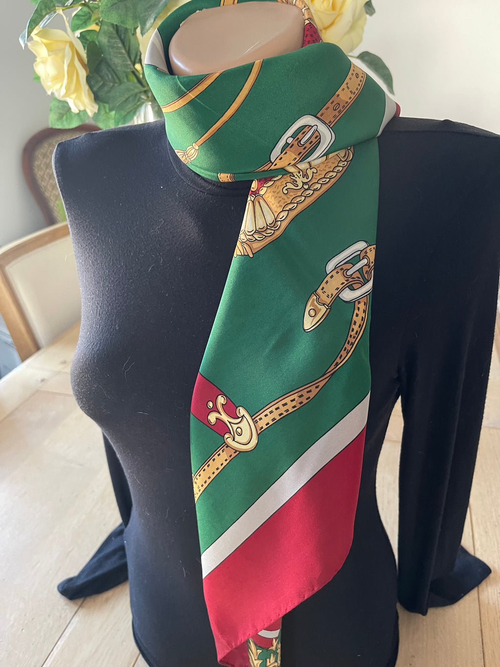 Silk scarf green carré foulard schal sjaal seide soie silk