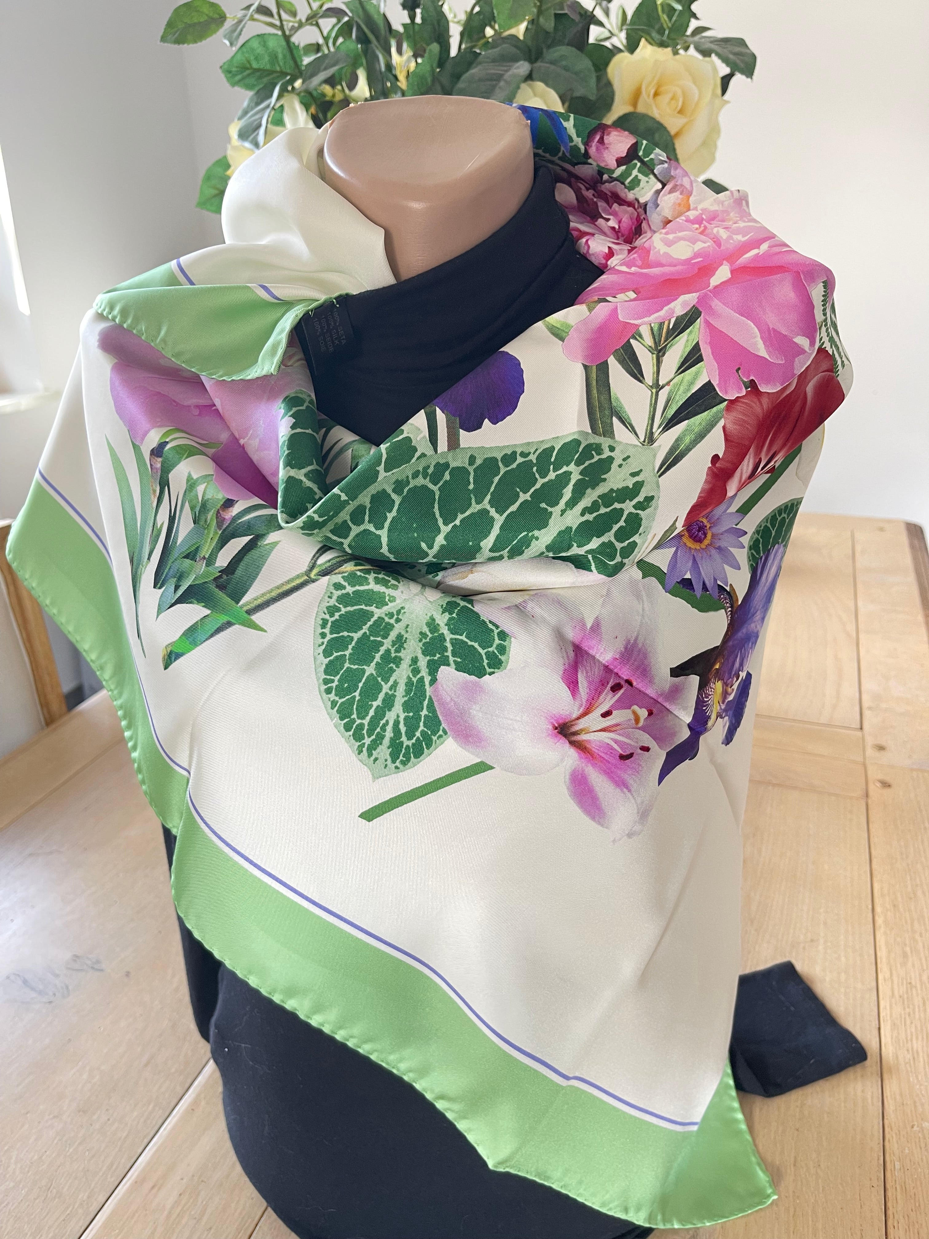 SERICA WATCH carré foulard schal scarf sjaal seide silk soie
