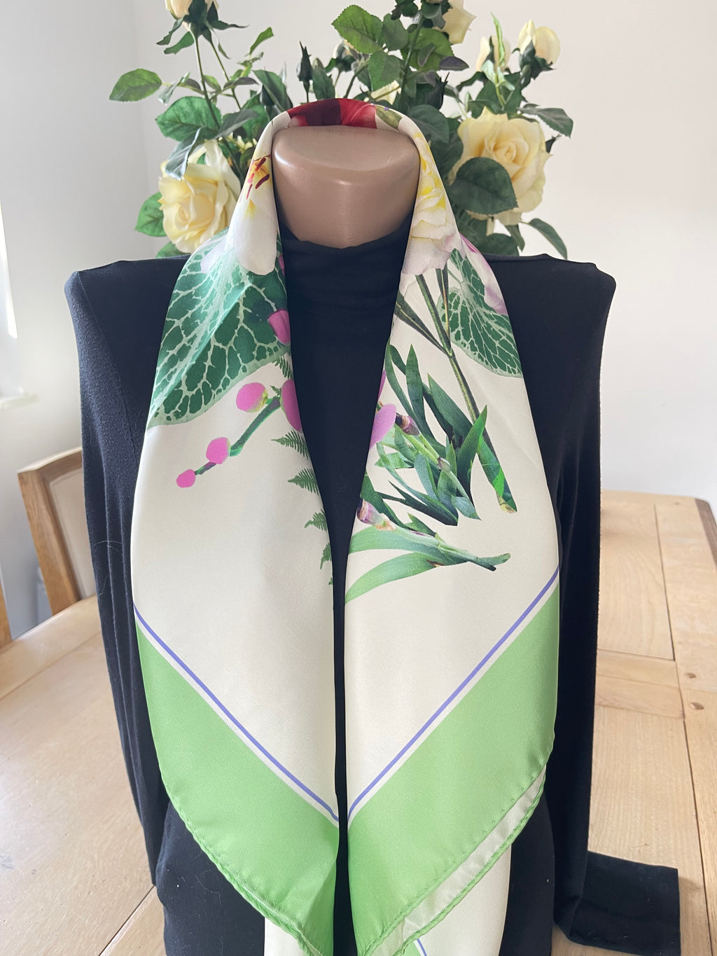 SERICA WATCH carré foulard schal scarf sjaal seide silk soie
