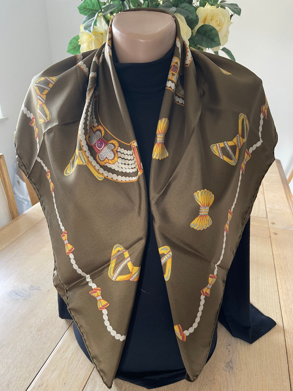 NINA RICCI scarf foulard carré schal sjaal seide silk soie