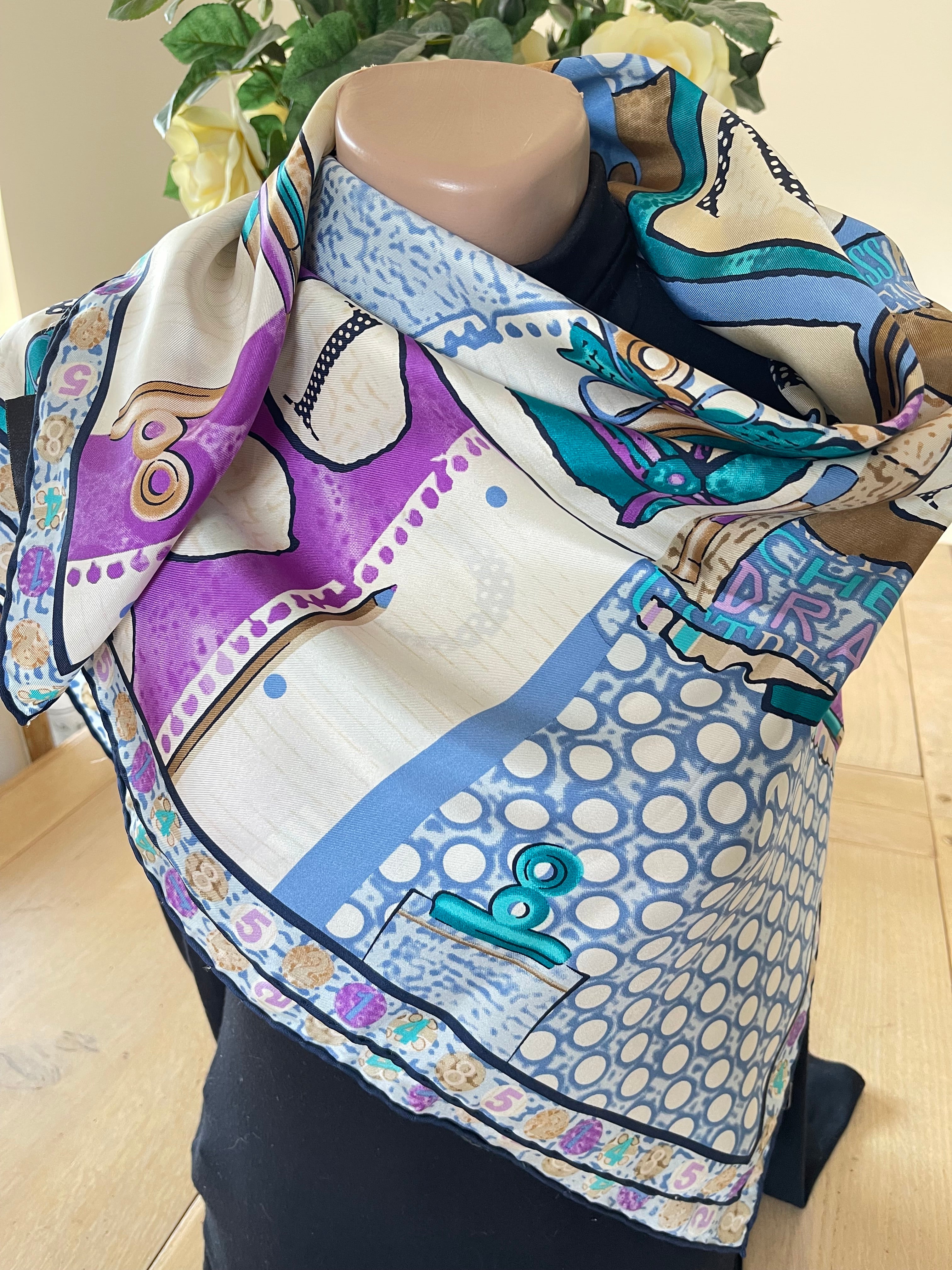 AKEL foulard scarf carré schal sjaal seide silk soie