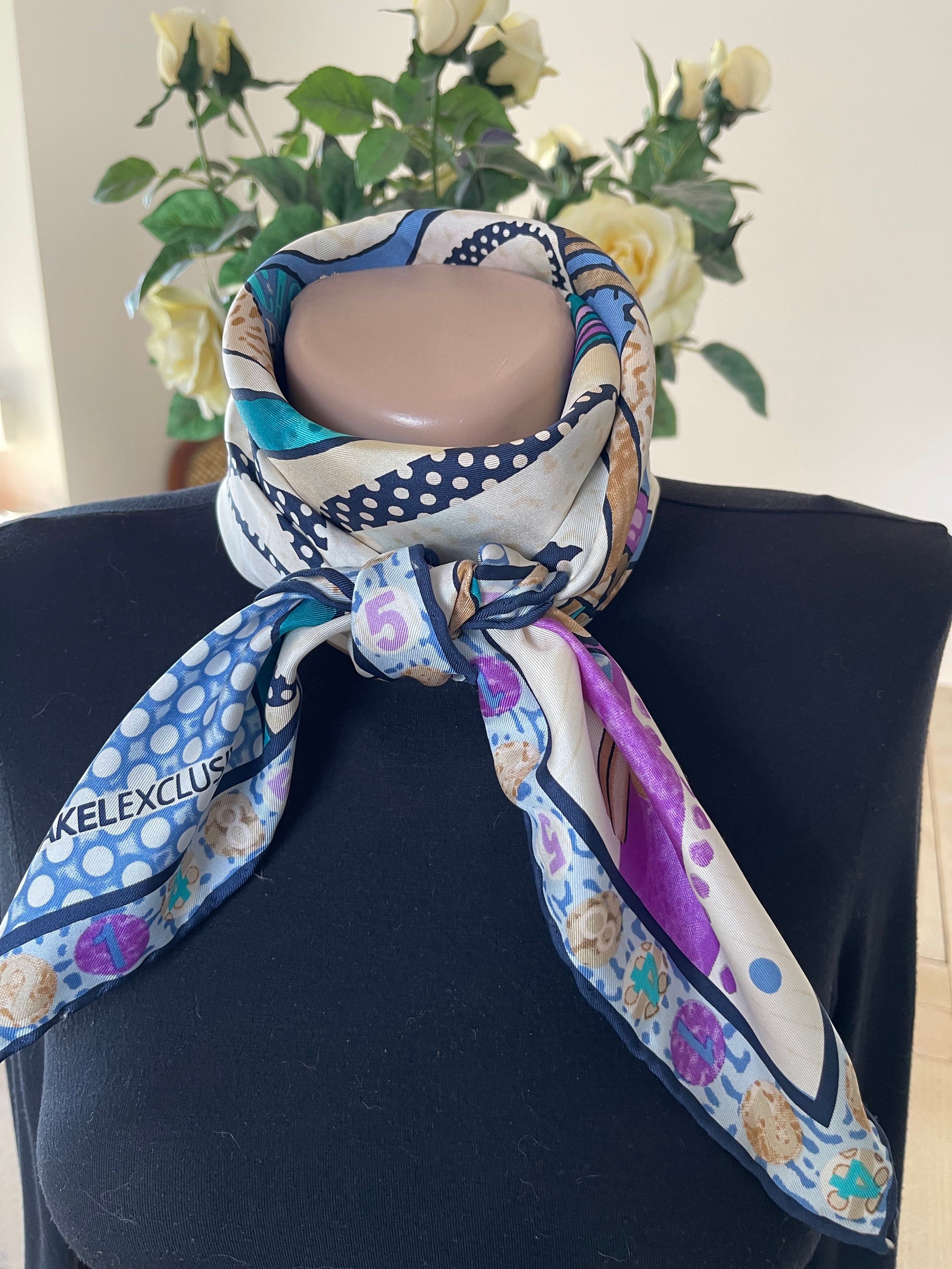 AKEL foulard scarf carré schal sjaal seide silk soie