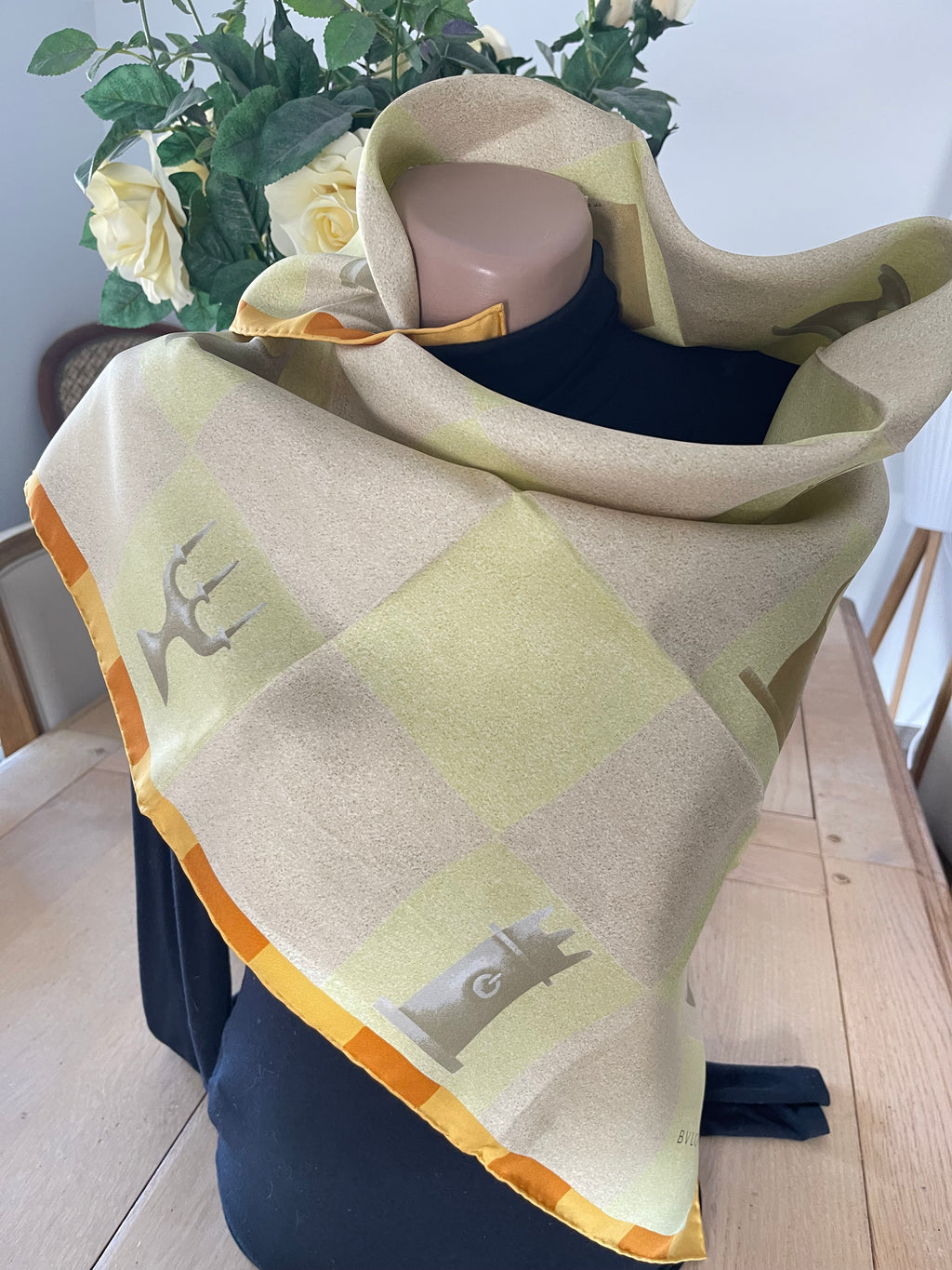 BULGARI carré foulard scarf schal sjaal seide soie silk