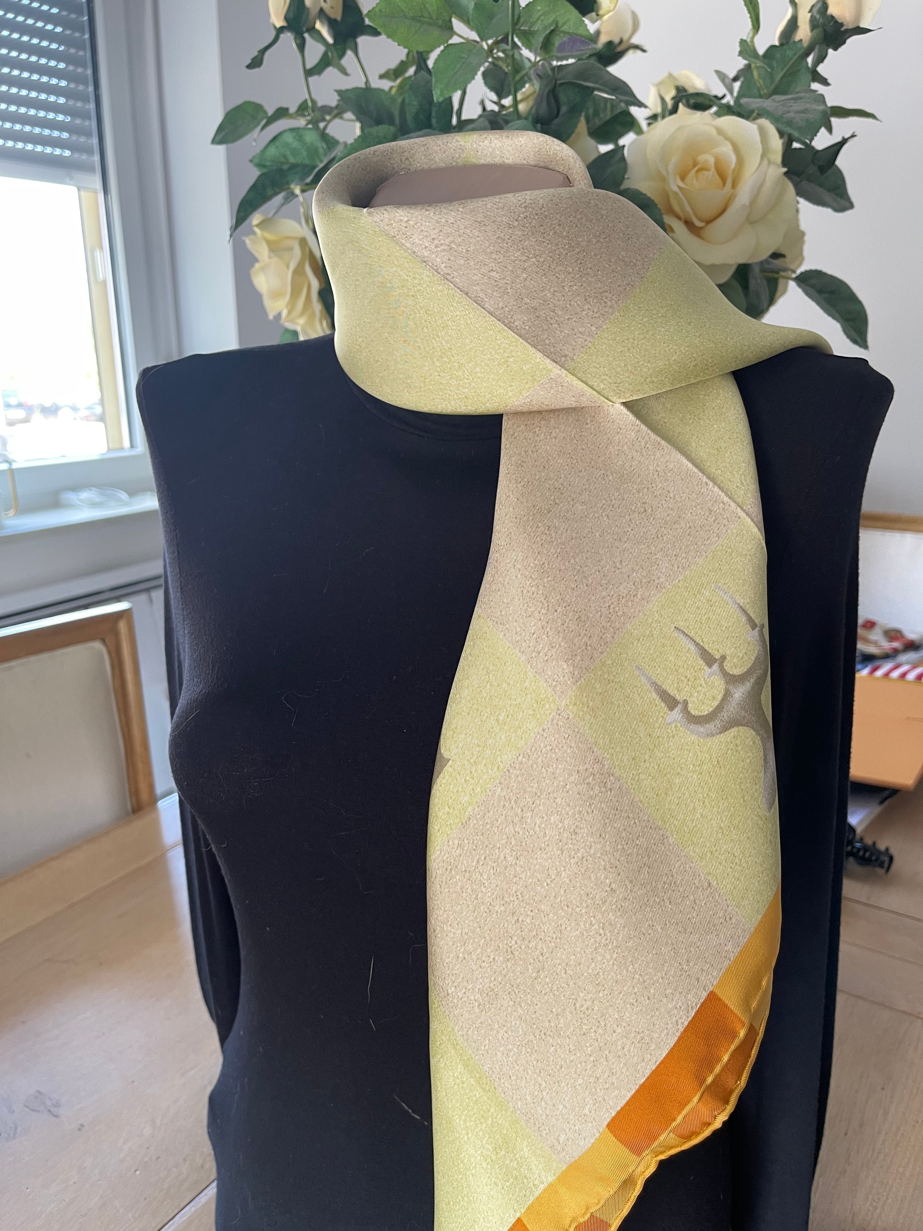 BULGARI carré foulard scarf schal sjaal seide soie silk