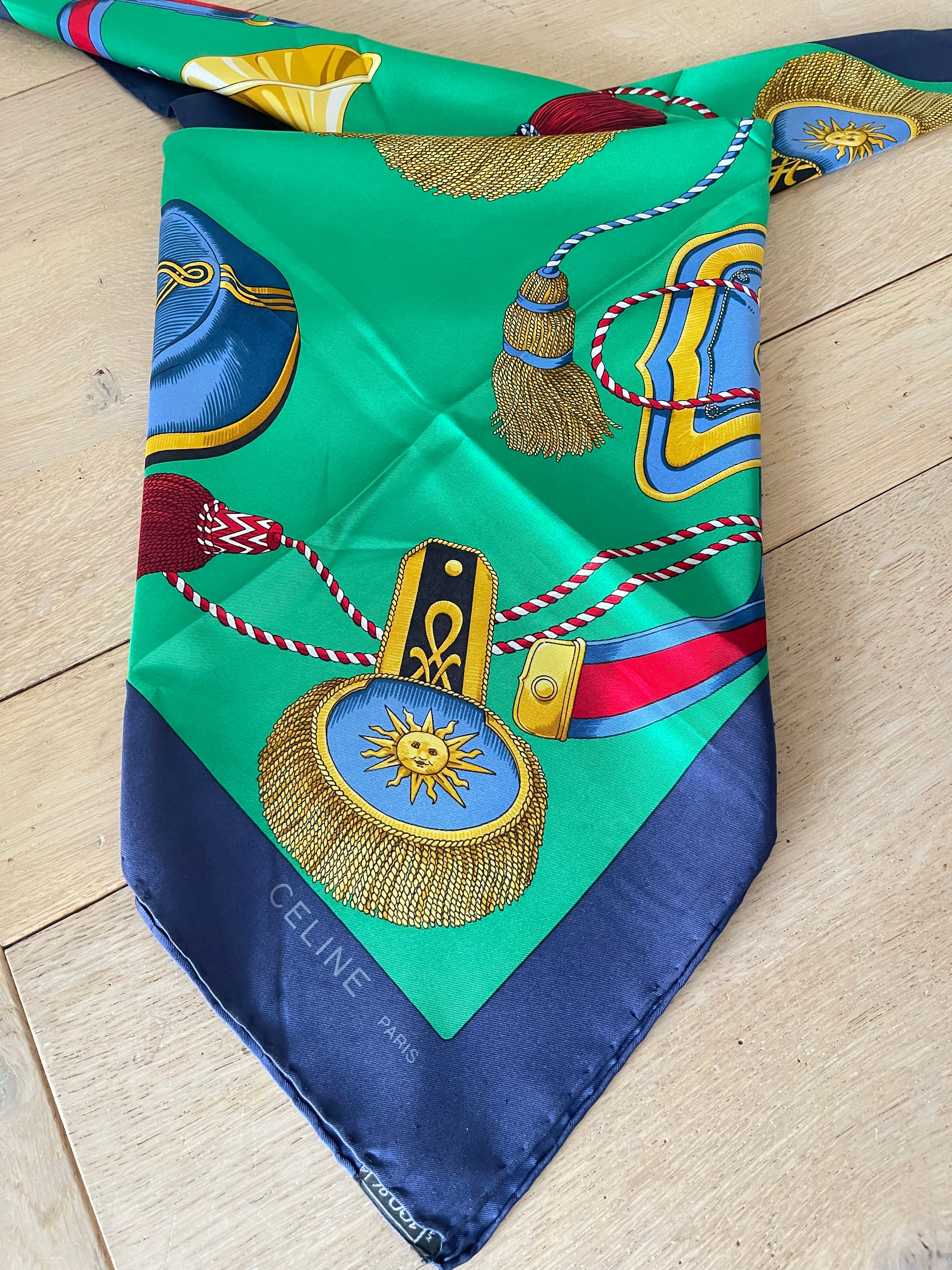 CELINE carré foulard scarf schal seide silk boite