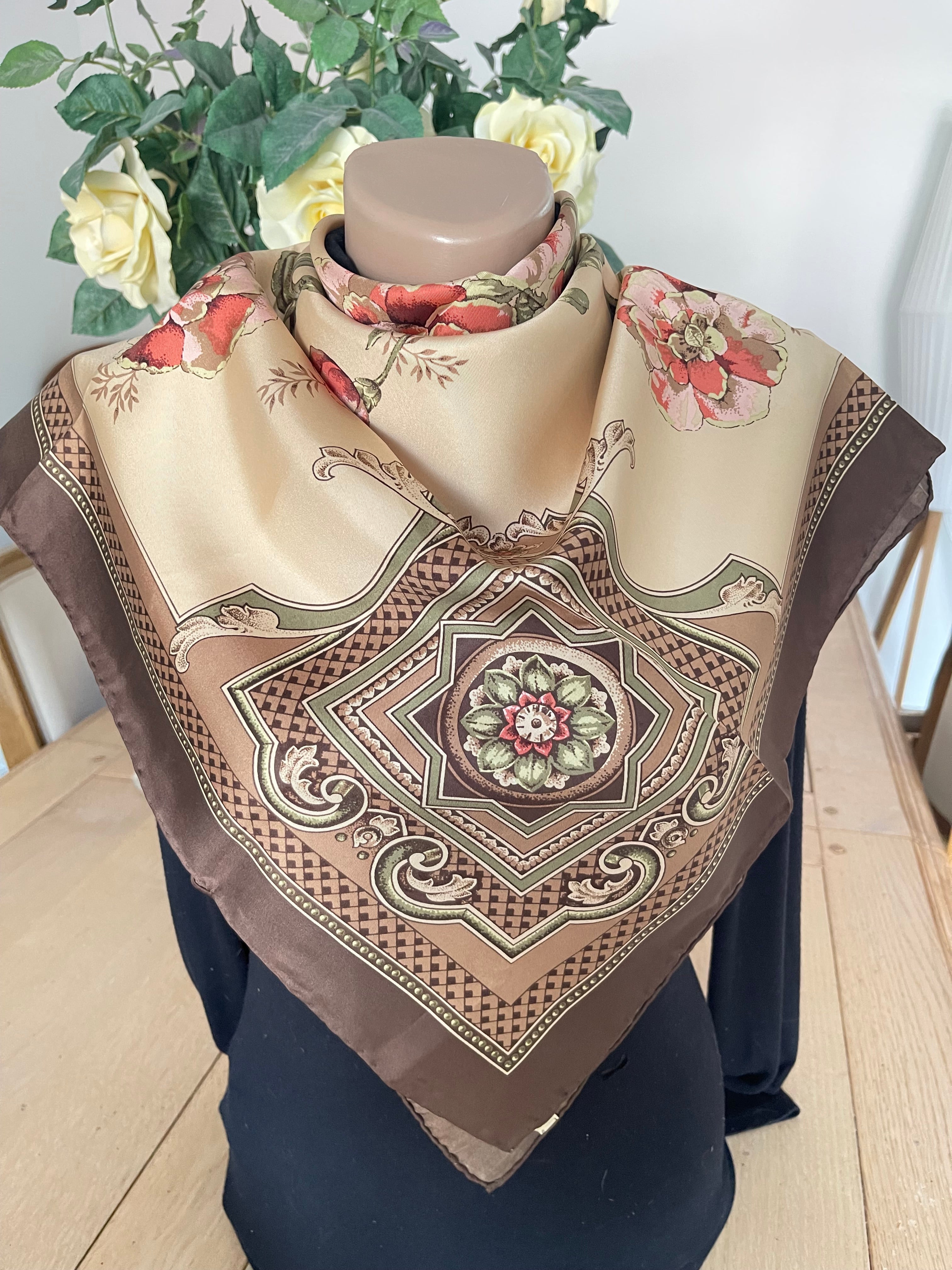 ESTEE LAUDER carré foulard scarf schal seide soie silk