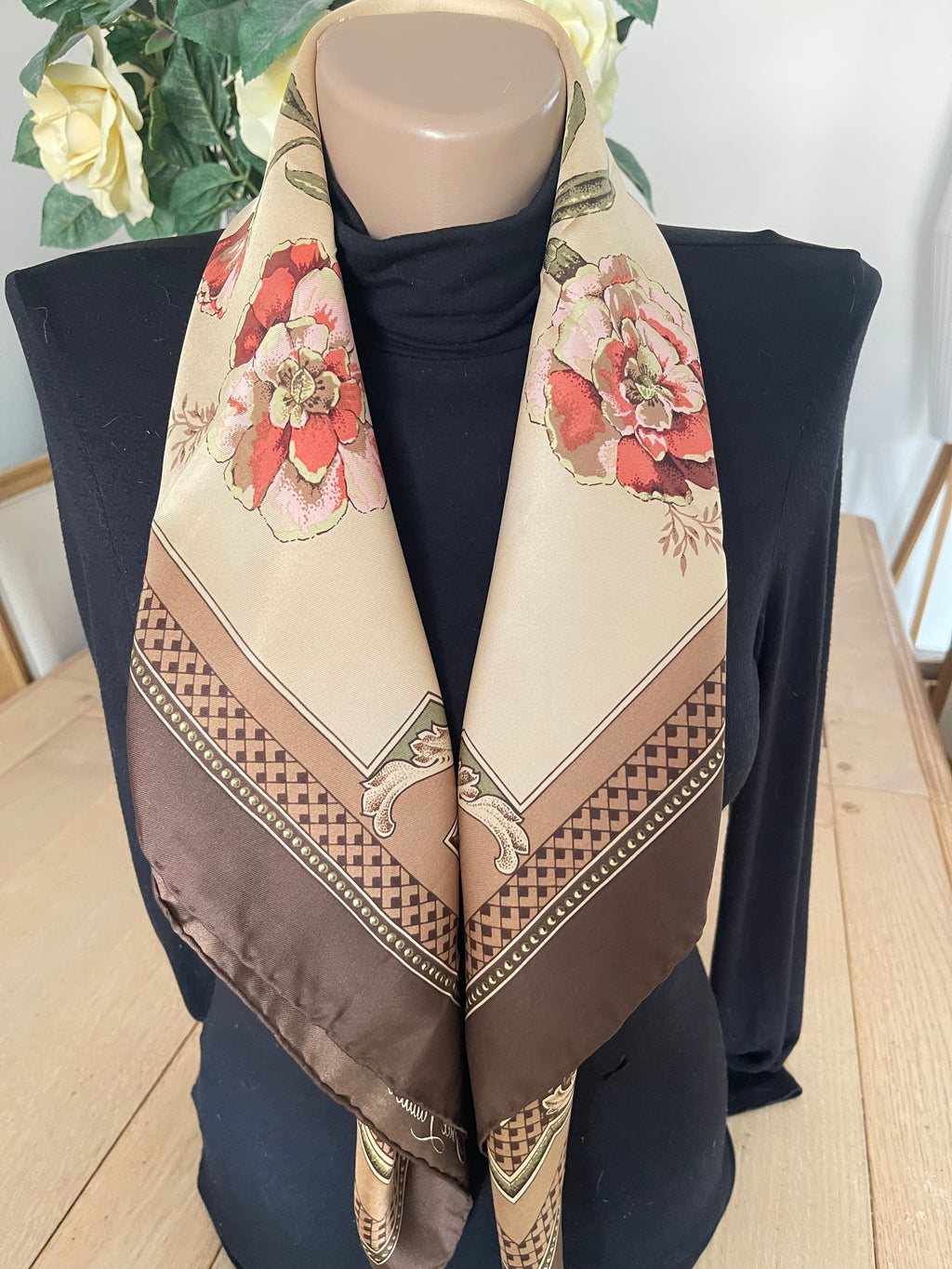 ESTEE LAUDER carré foulard scarf schal seide soie silk