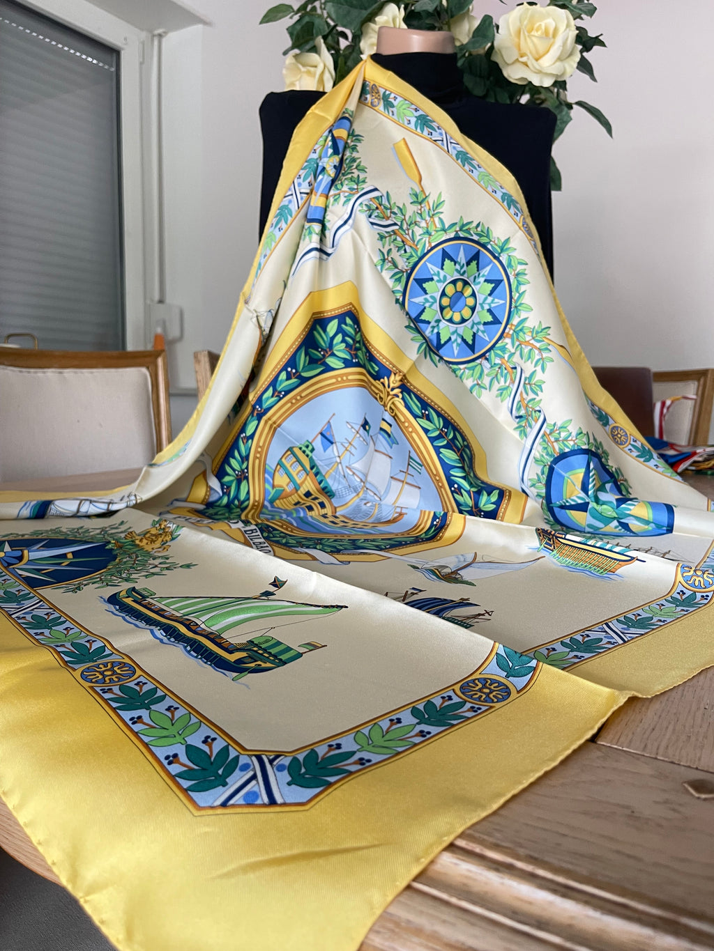LASTER carré foulard scarf schal sjaal seide silk soie