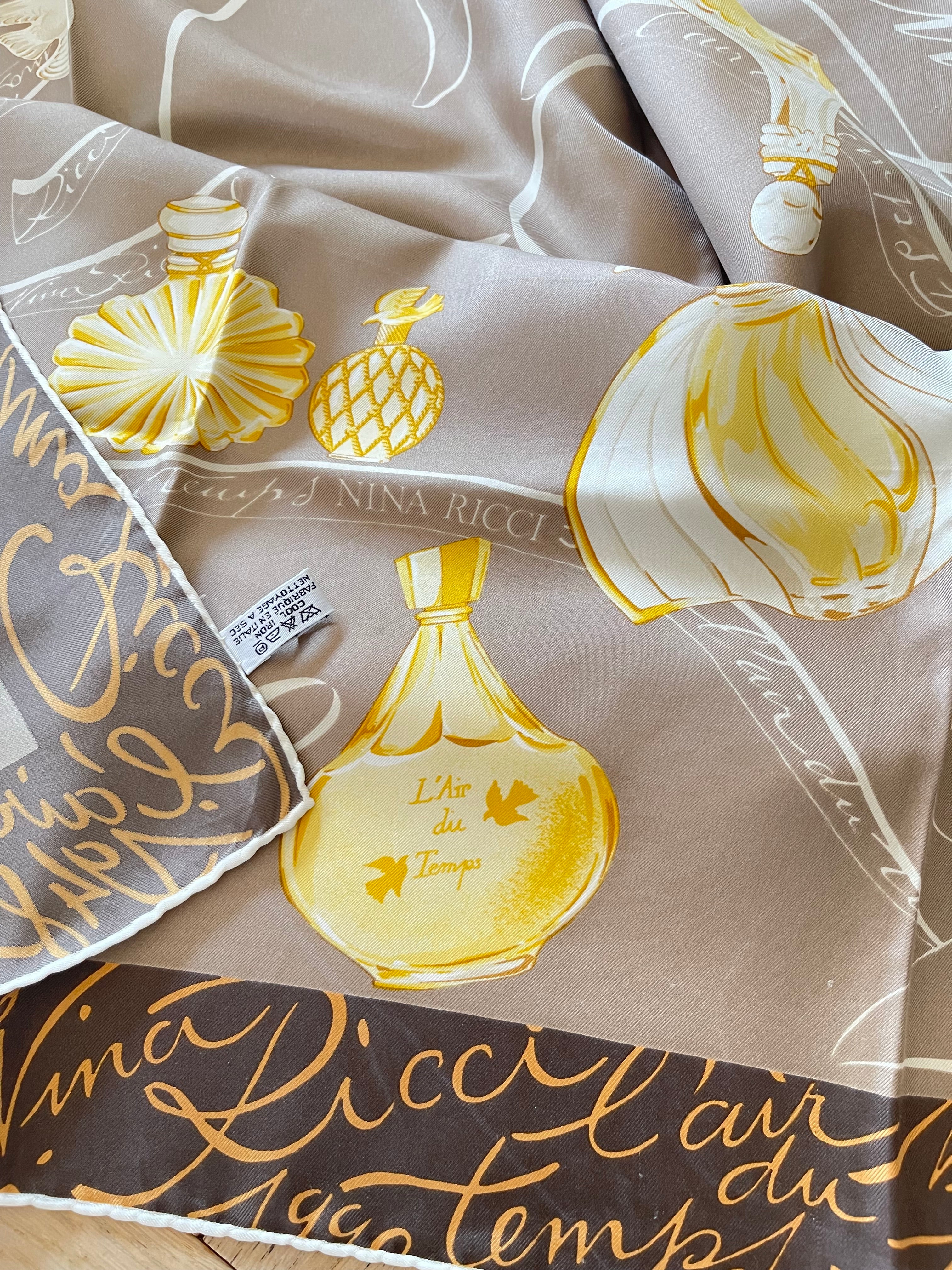 NINA RICCI carré foulard scarf schal sjaal seide silk soie