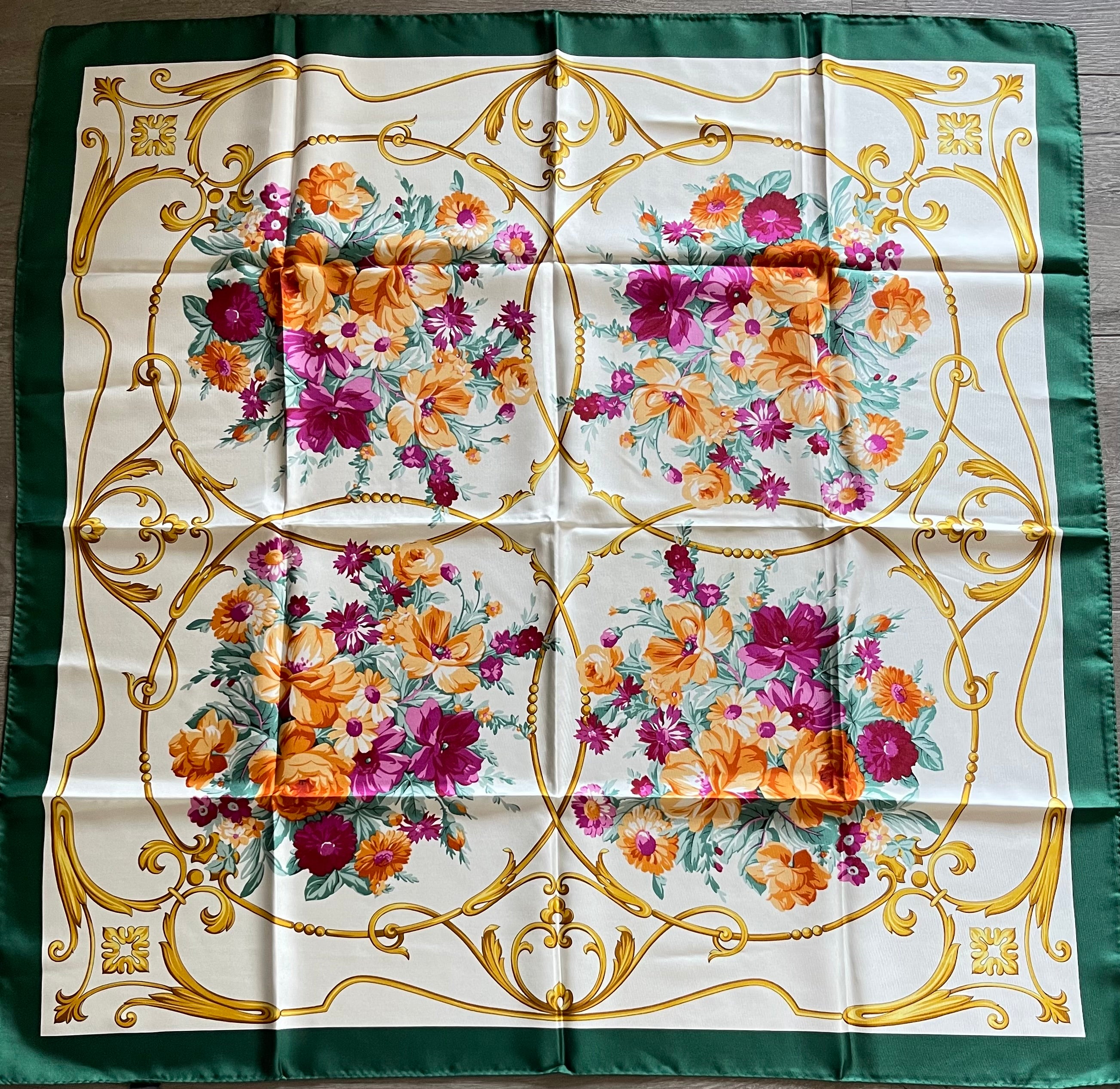 Flower Silk scarf  carré foulard scarf seide soie silk