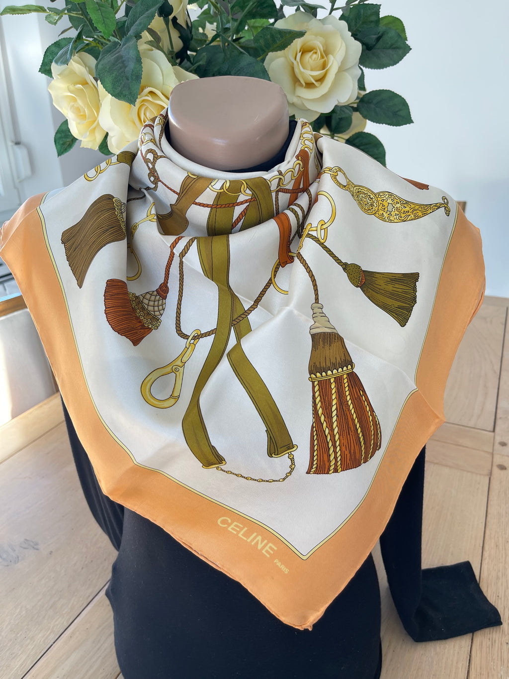 CELINE foulard scard schal carre silk soie seide