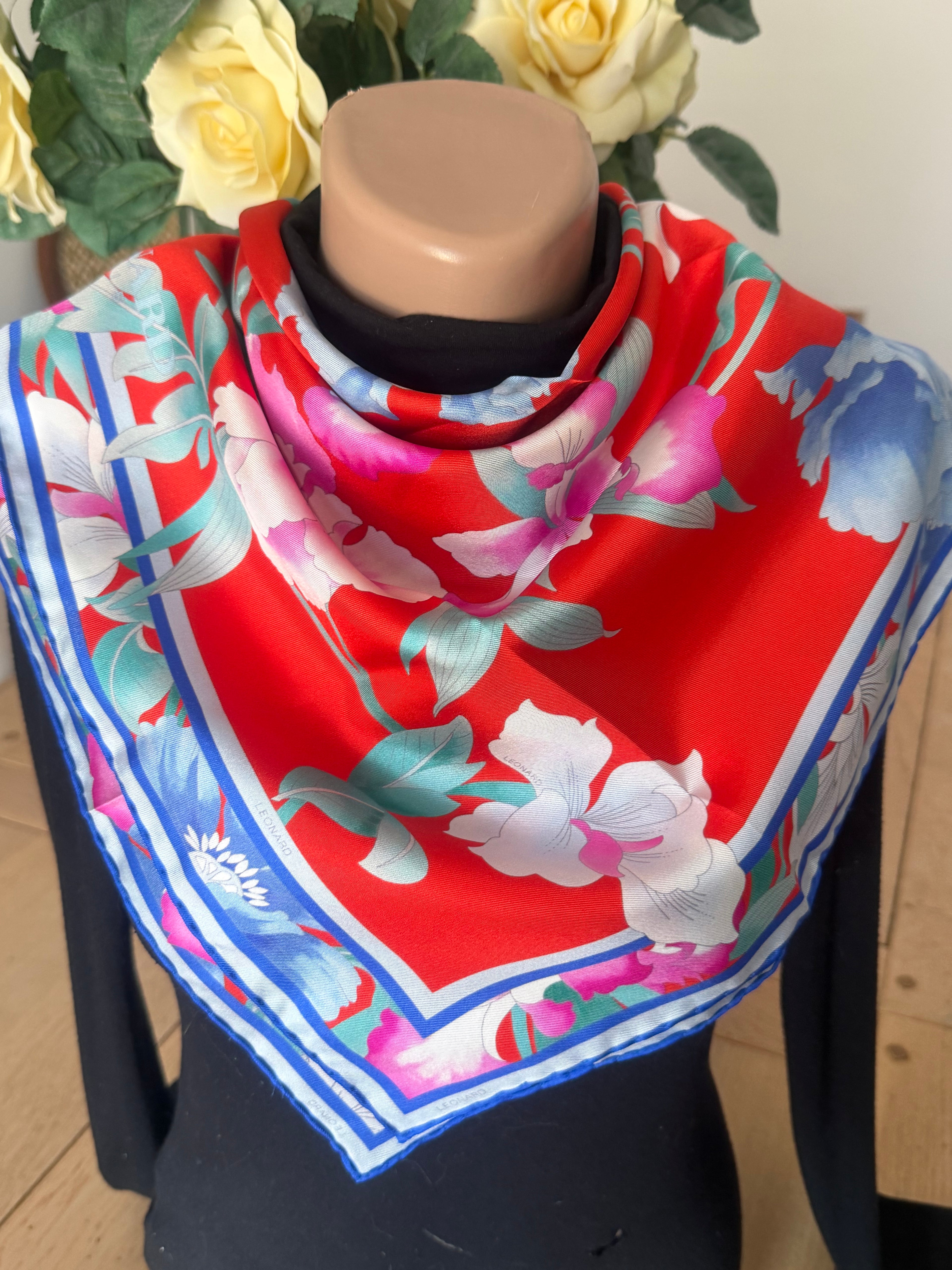LEONARD carré foulard silk scarf schal sjaal seide soie