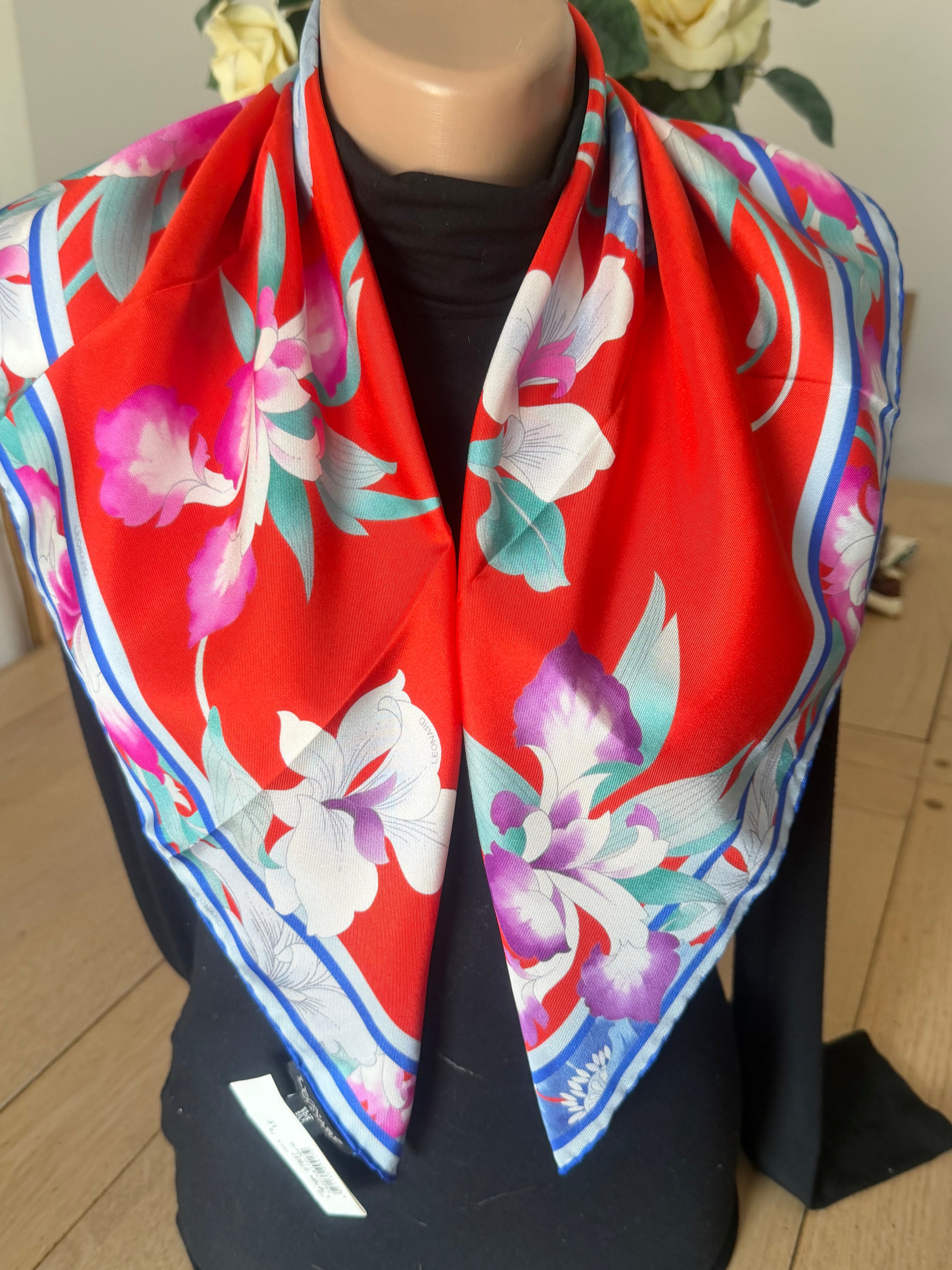 LEONARD carré foulard silk scarf schal sjaal seide soie
