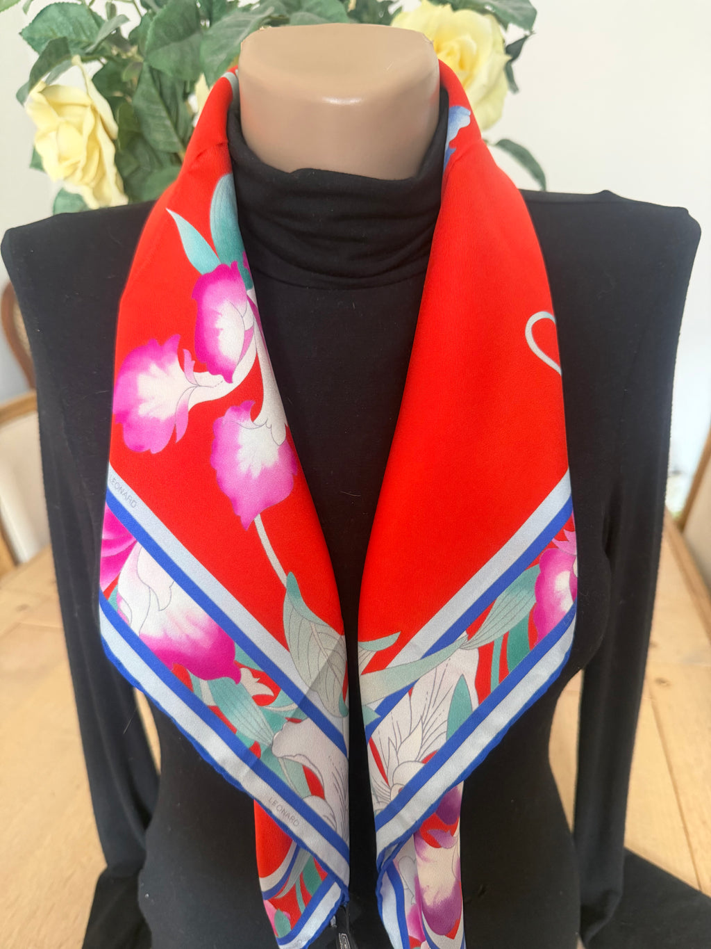 LEONARD carré foulard silk scarf schal sjaal seide soie