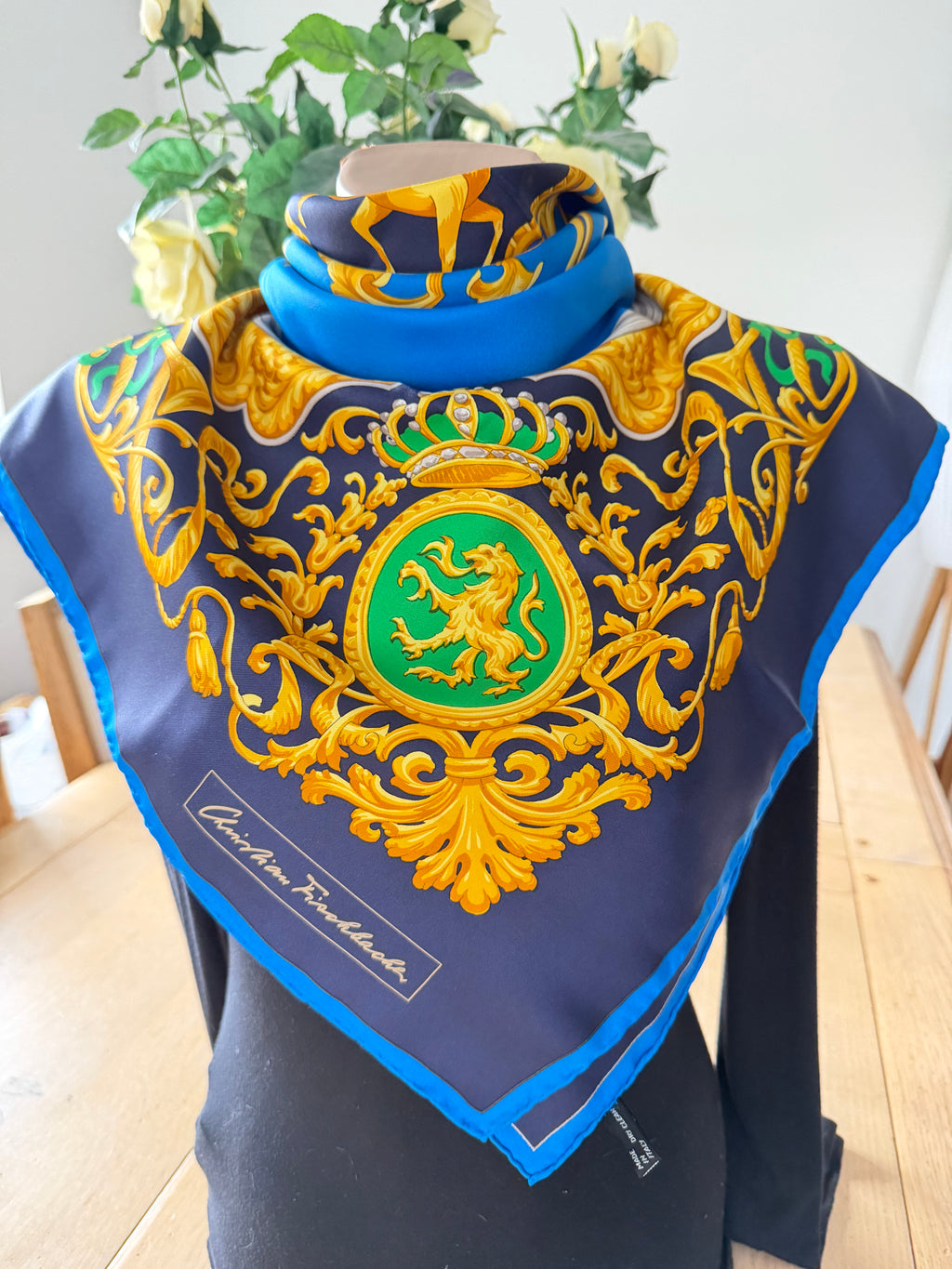 CHRISTIAN FISHBACHER carré foulard scarf schal sjaal seide soie silk