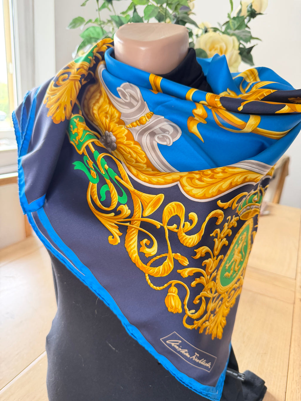 CHRISTIAN FISHBACHER carré foulard scarf schal sjaal seide soie silk