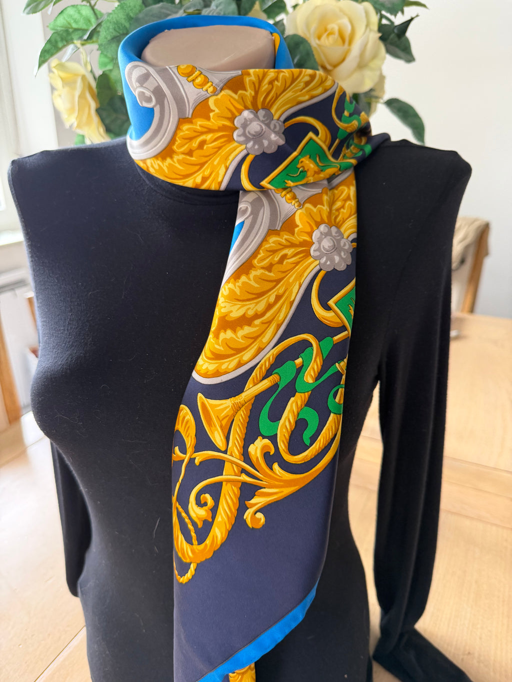CHRISTIAN FISHBACHER carré foulard scarf schal sjaal seide soie silk