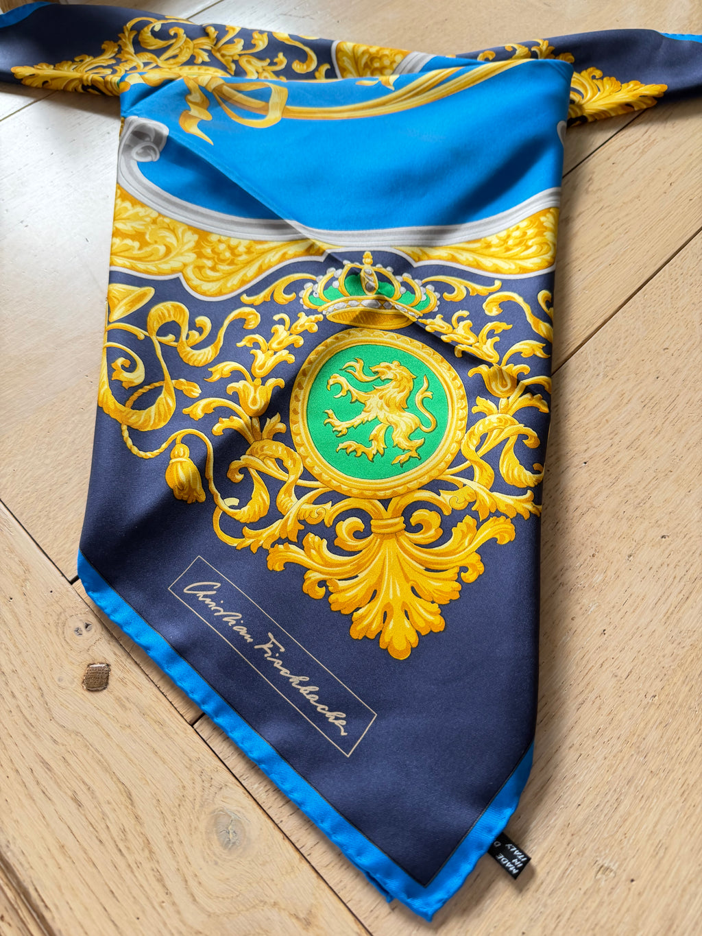 CHRISTIAN FISHBACHER carré foulard scarf schal sjaal seide soie silk