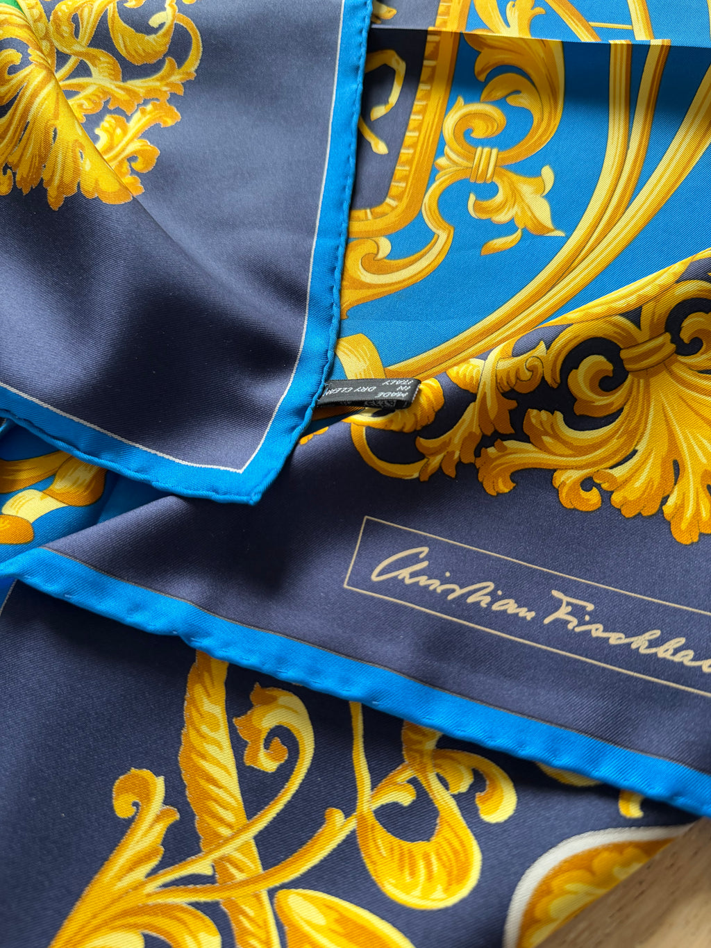CHRISTIAN FISHBACHER carré foulard scarf schal sjaal seide soie silk