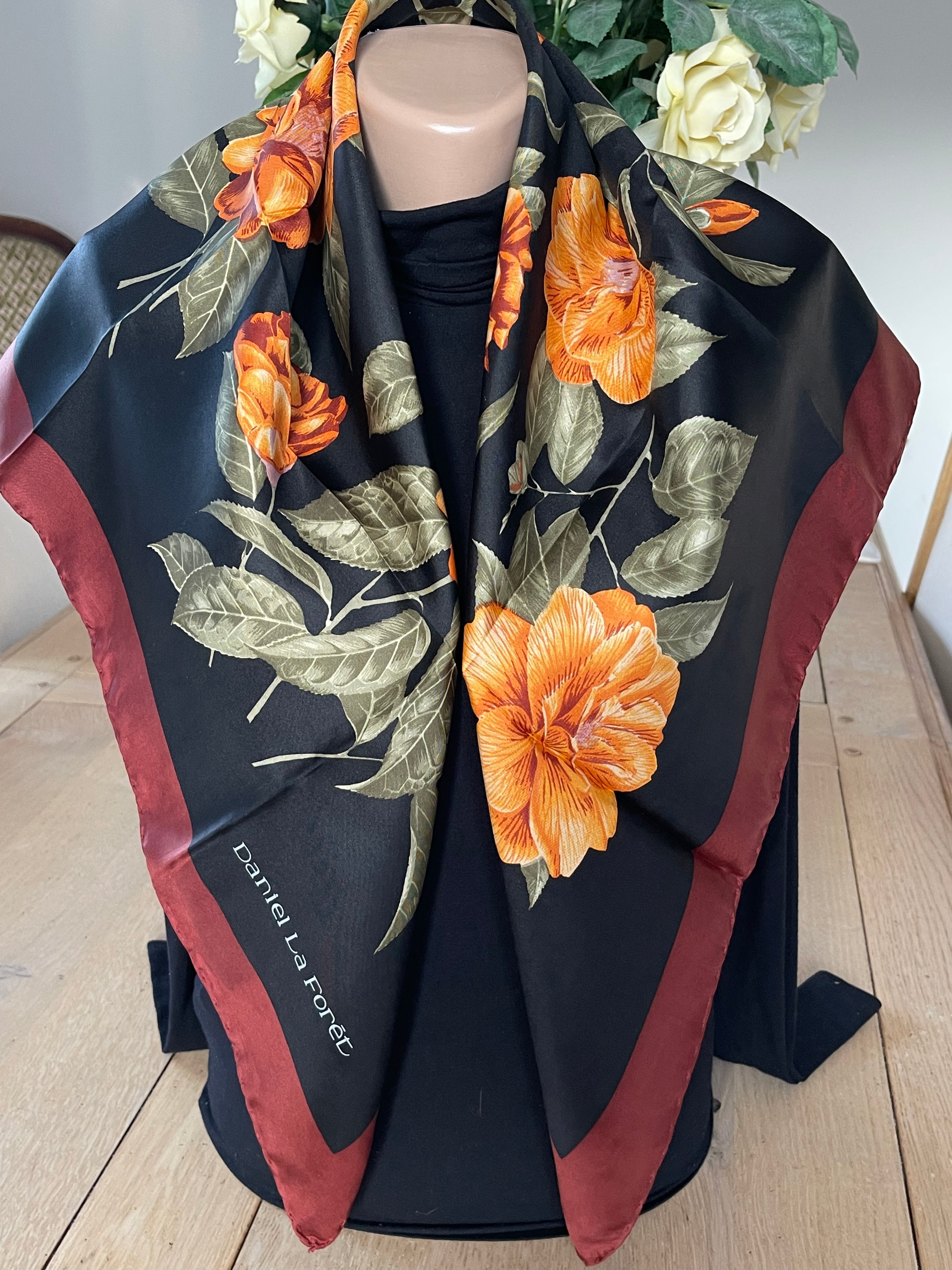 Daniel La Foret carré foulard scarf schal sjaal seide silk soie