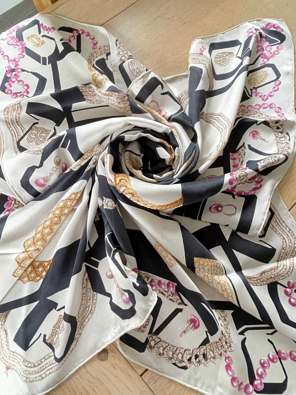 Cartier foulard scarf schal seide soie silk