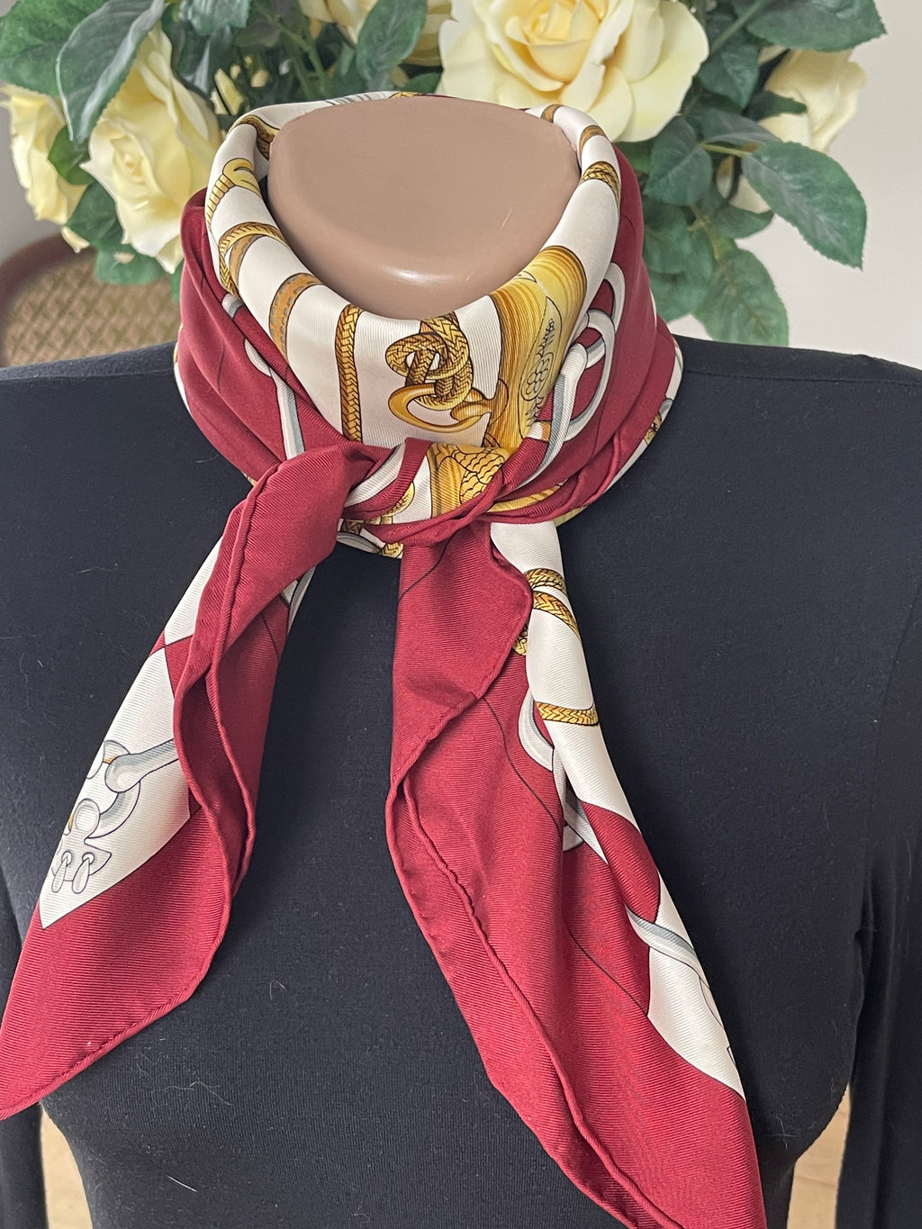 Foulard Carré HERMÈS en soie seide silk