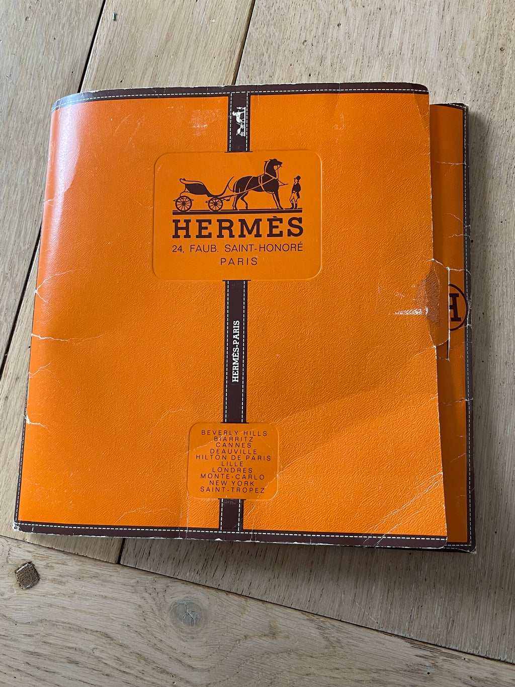 Foulard Carré HERMÈS en soie seide silk