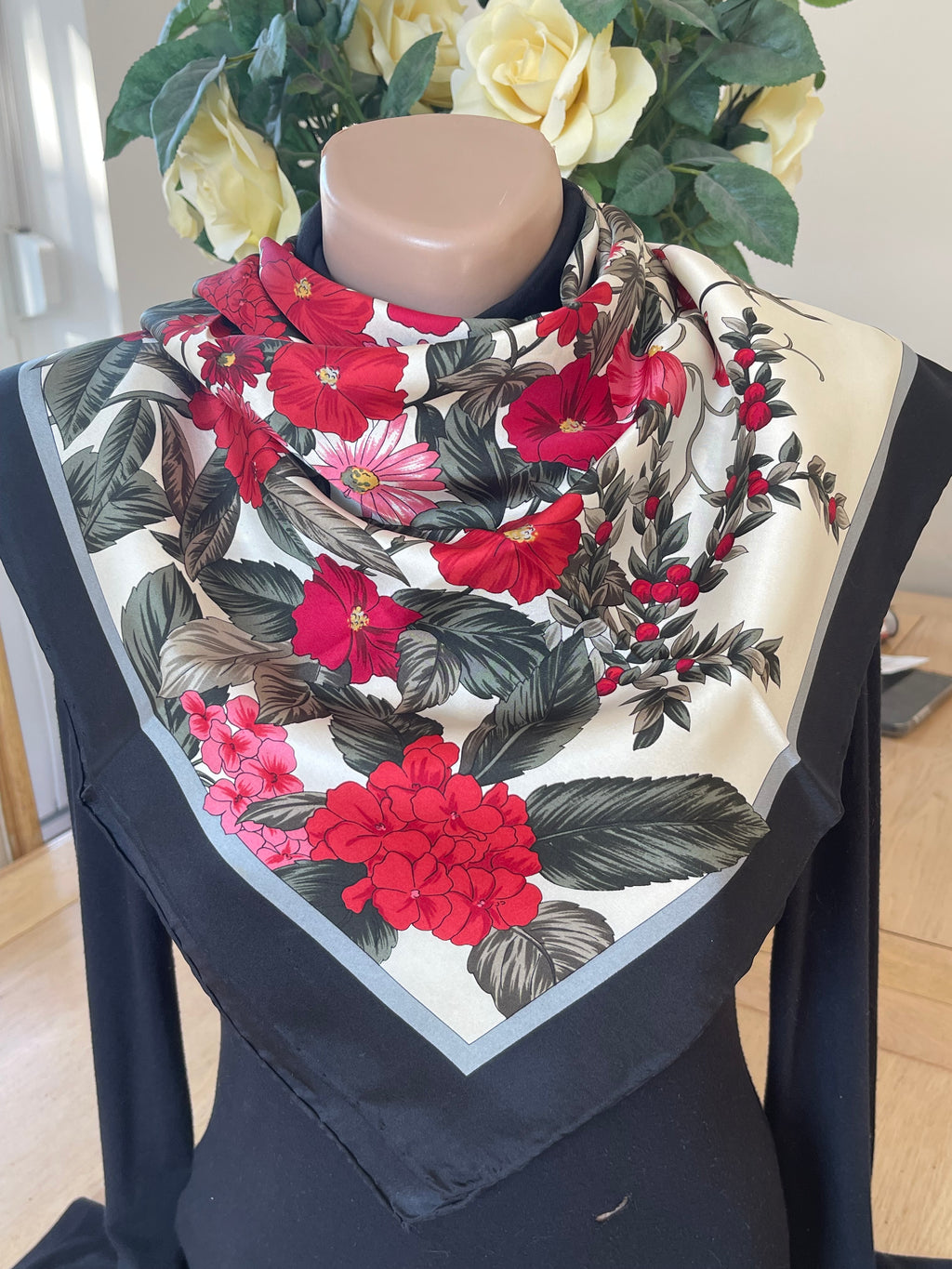 Foulard carré en soie scarf schal sjaal seide silk soie