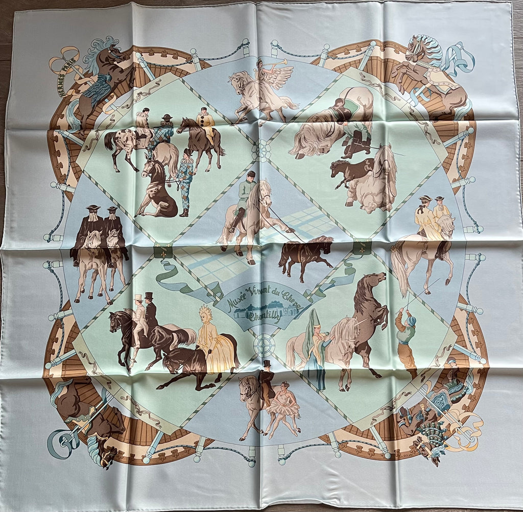 Foulard carré HERMÈS Musée Vivant signé Silk SCARF seide seda seta schal