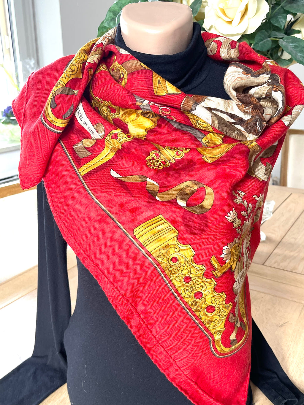 Foulard/Carré/Chale HERMÈS Cachemi-soie-Copeaux Silk SCARF seide seda seta schal