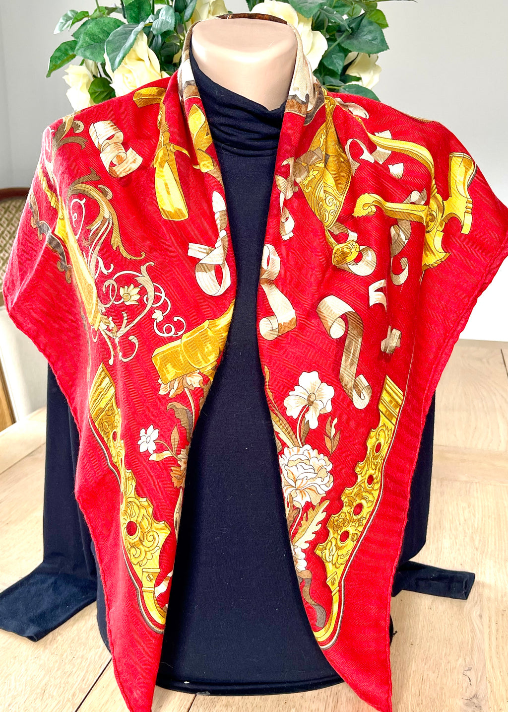 Foulard/Carré/Chale HERMÈS Cachemi-soie-Copeaux Silk SCARF seide seda seta schal