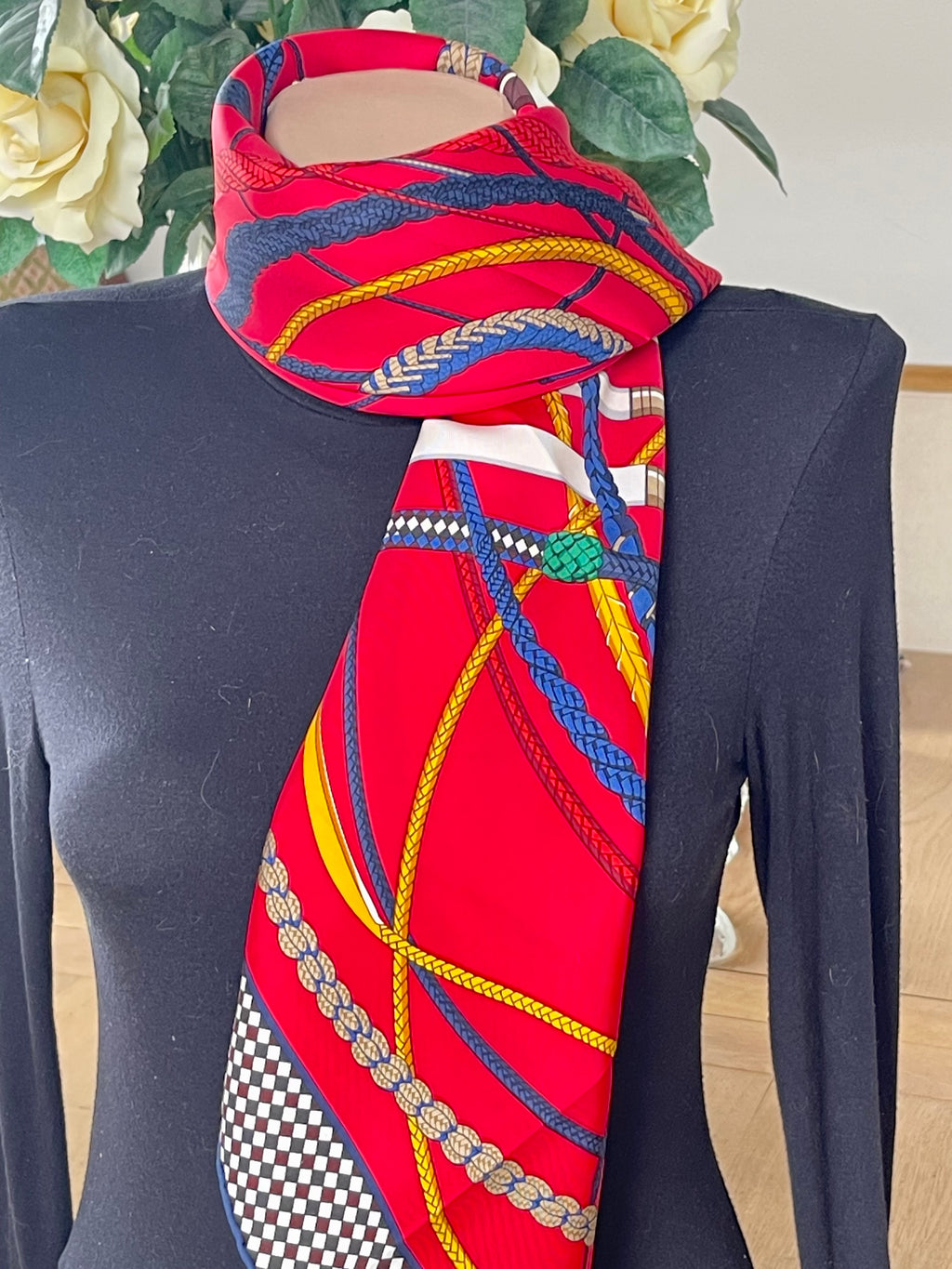 Foulard/Carré/Chale HERMÈS Musée Fouets et Badines signed by V.Jamin box