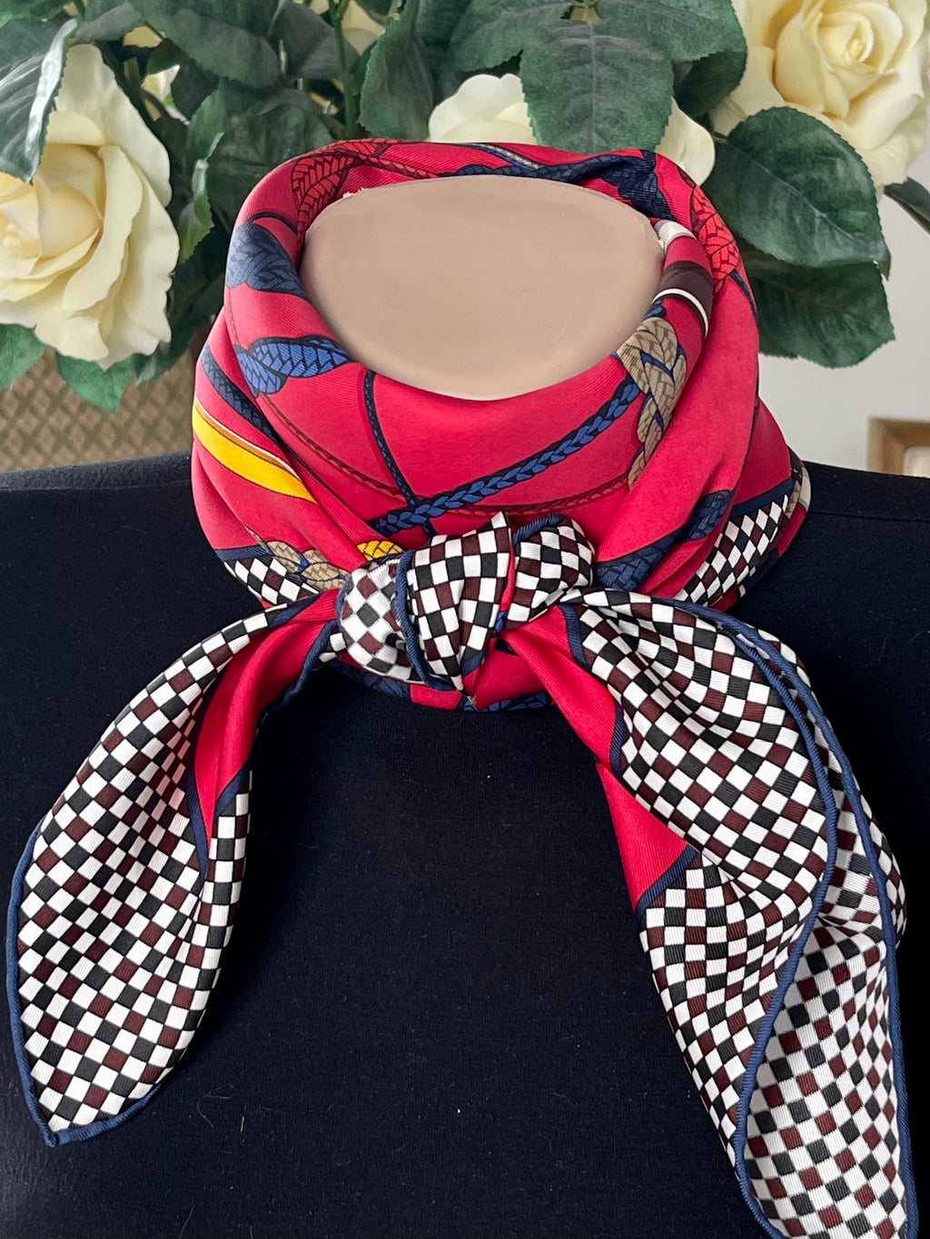 Foulard/Carré/Chale HERMÈS Musée Fouets et Badines signed by V.Jamin box