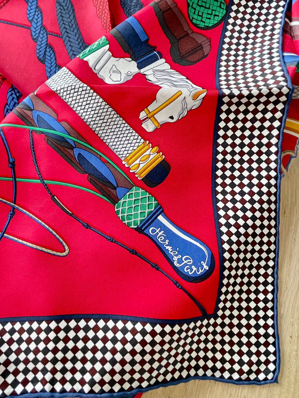 Foulard/Carré/Chale HERMÈS Musée Fouets et Badines signed by V.Jamin box