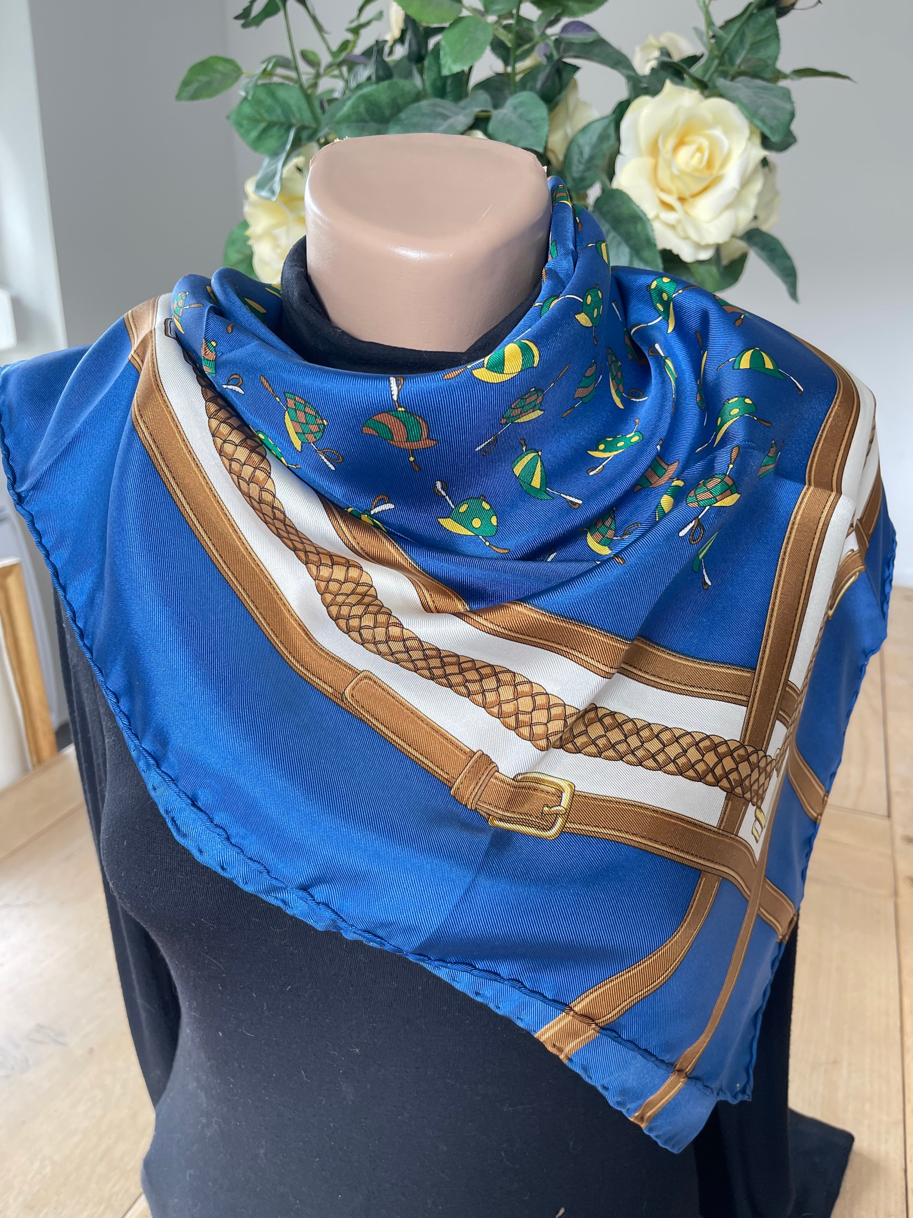 LONGCHAMP foulard carré scarf schal soie silk seide