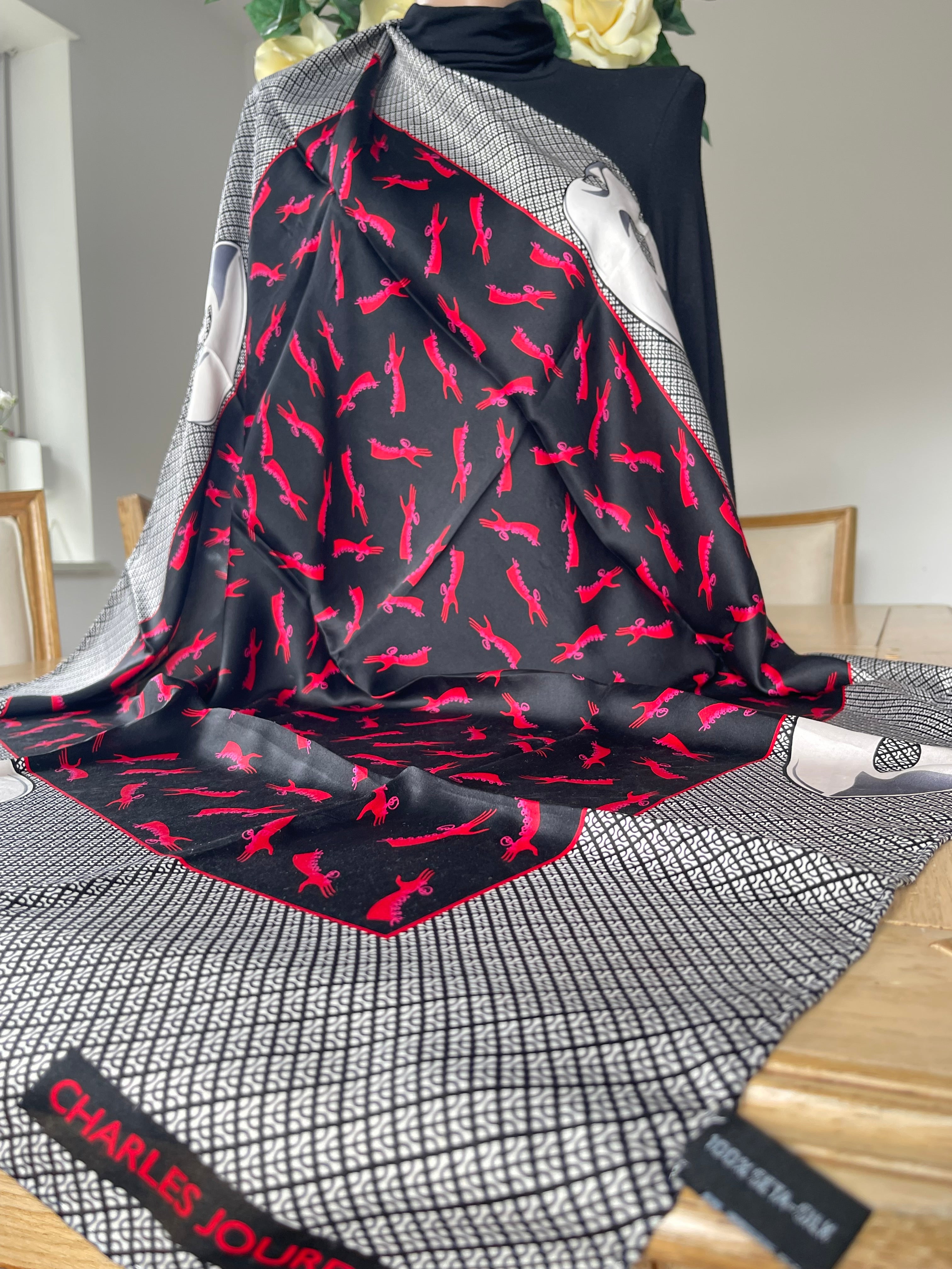 UNGARO foulard carré scarf silk soie seide schal