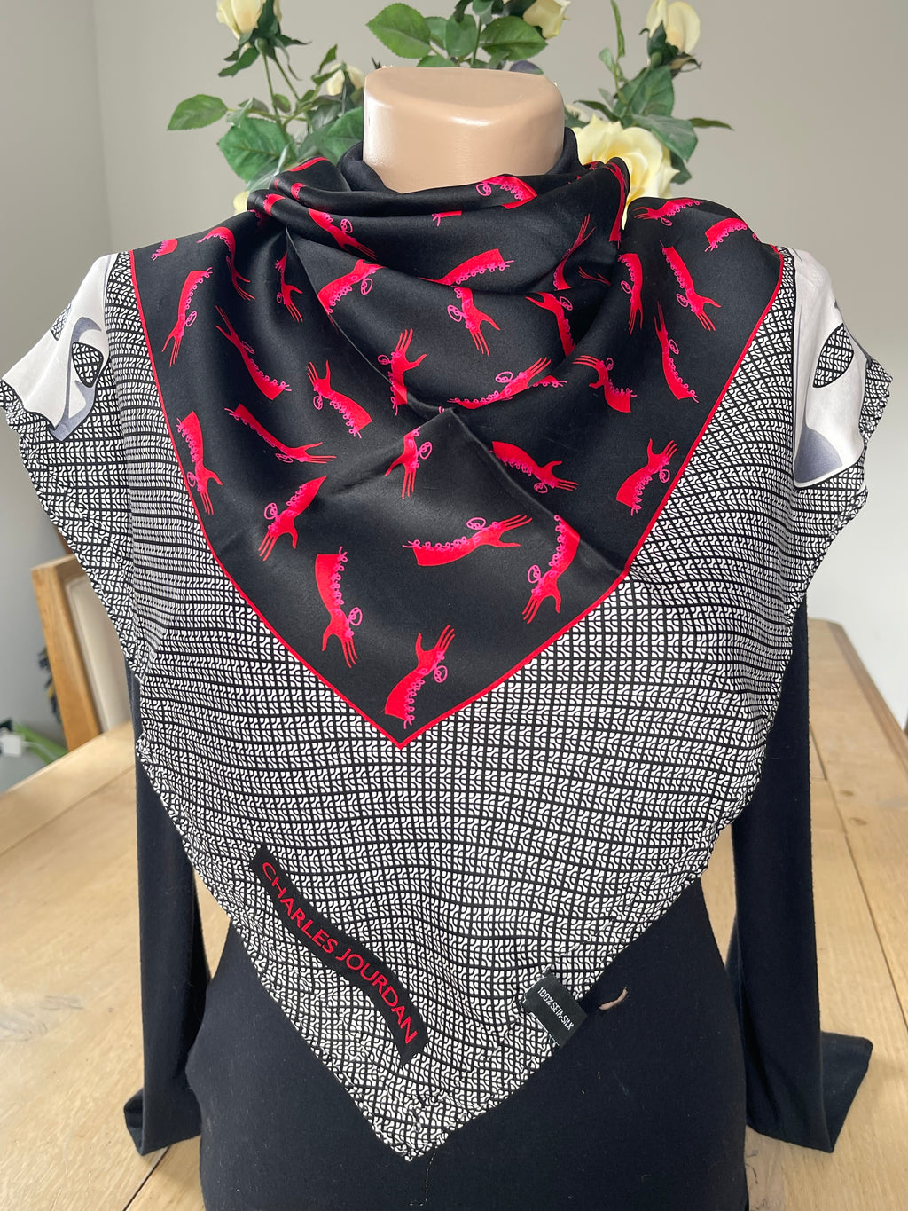 UNGARO foulard carré scarf silk soie seide schal