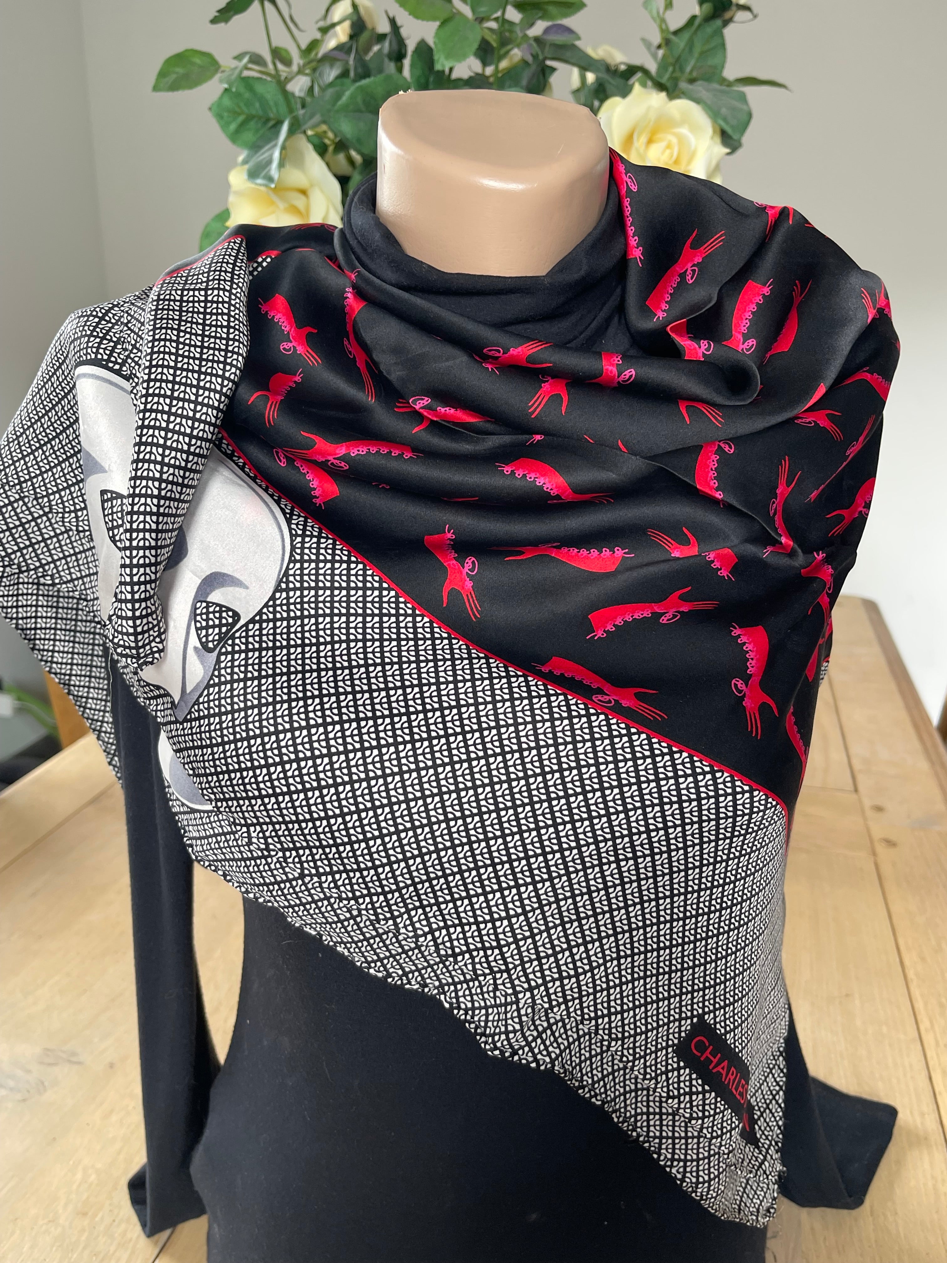 UNGARO foulard carré scarf silk soie seide schal