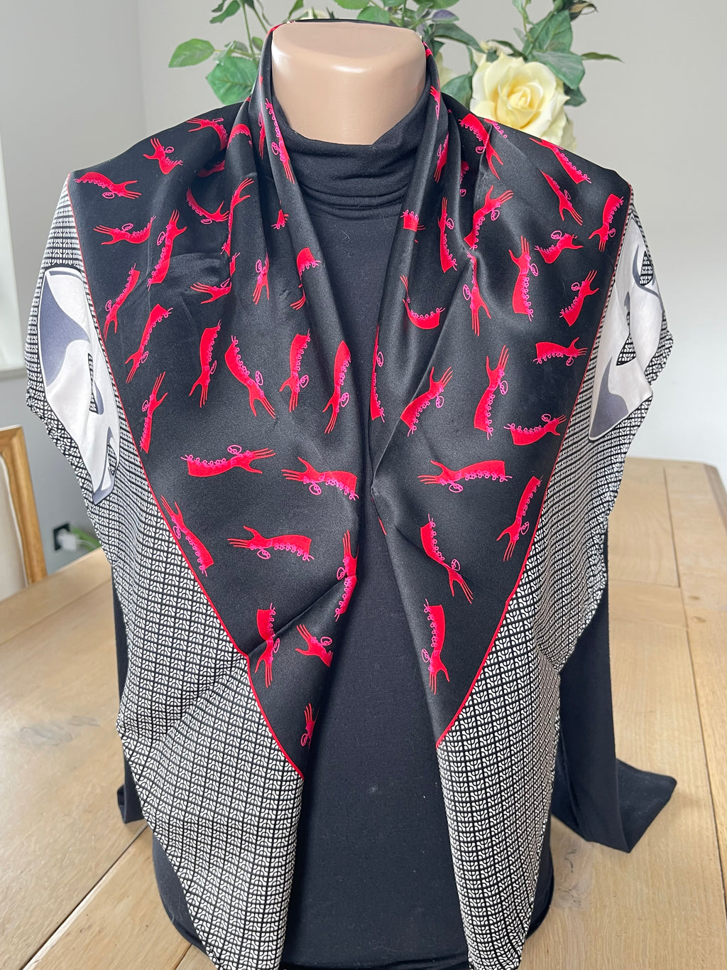 UNGARO foulard carré scarf silk soie seide schal
