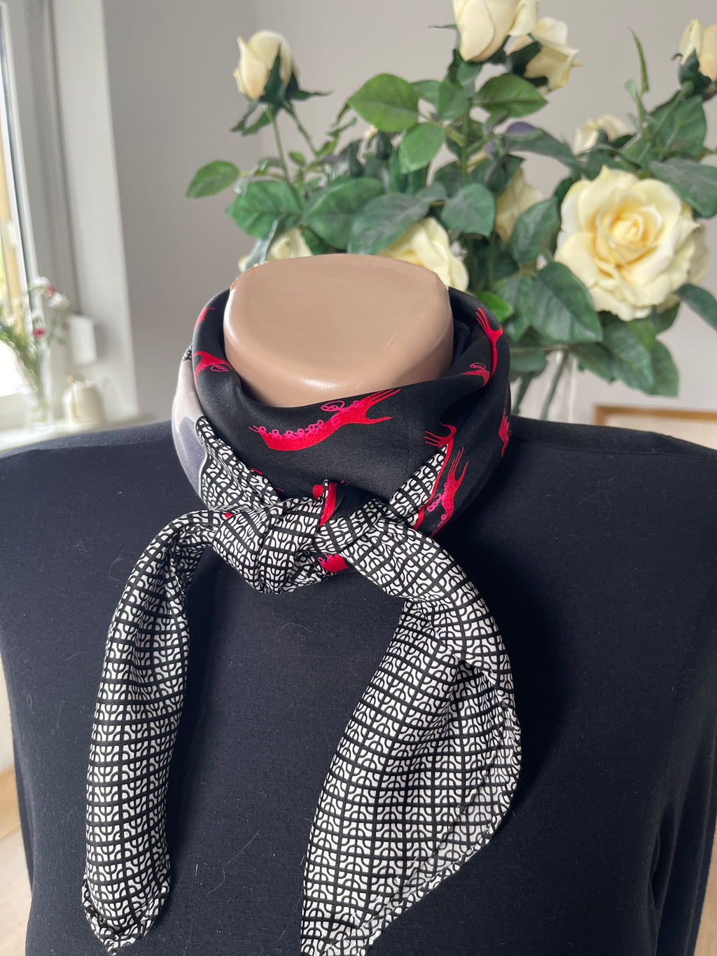 UNGARO foulard carré scarf silk soie seide schal