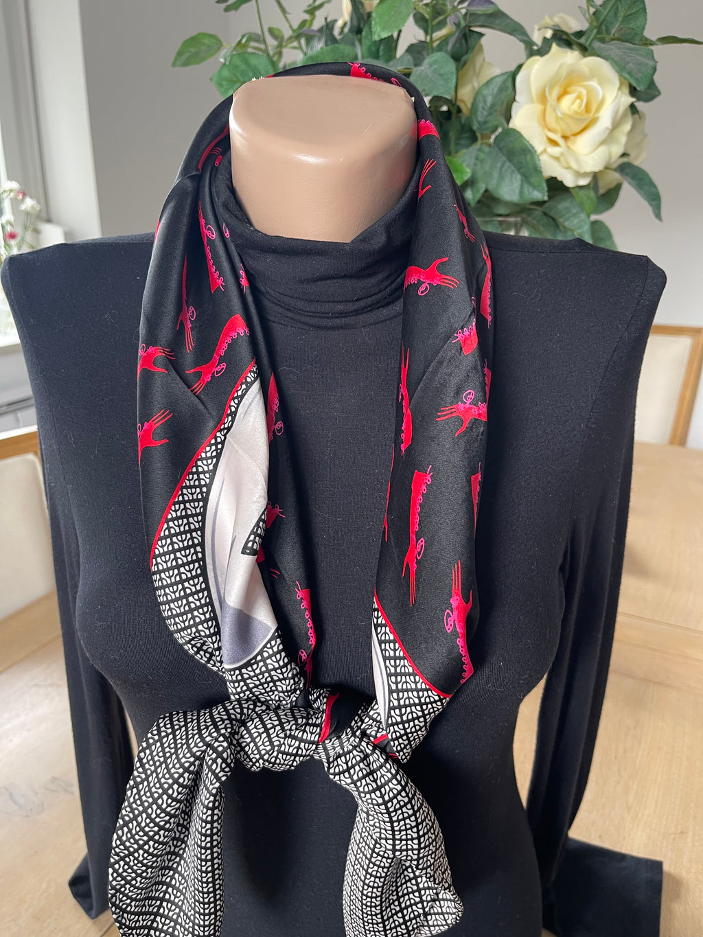 UNGARO foulard carré scarf silk soie seide schal