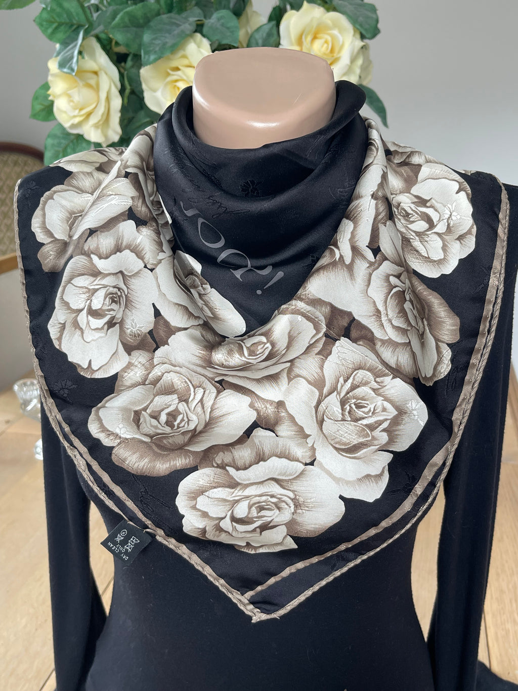 JOOP carré foulard scarf schal sjaal seide soie silk
