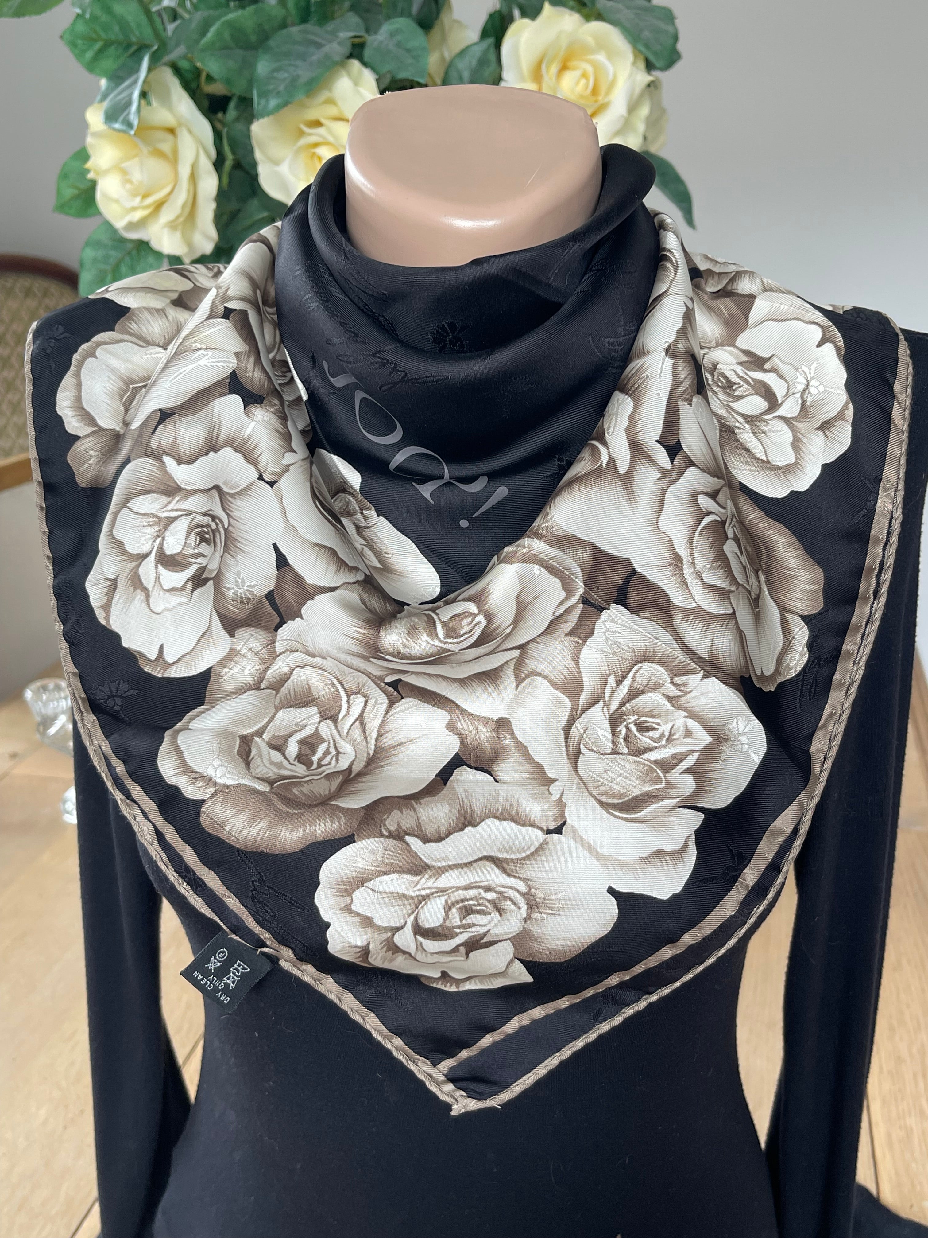 JOOP carré foulard scarf schal sjaal seide soie silk