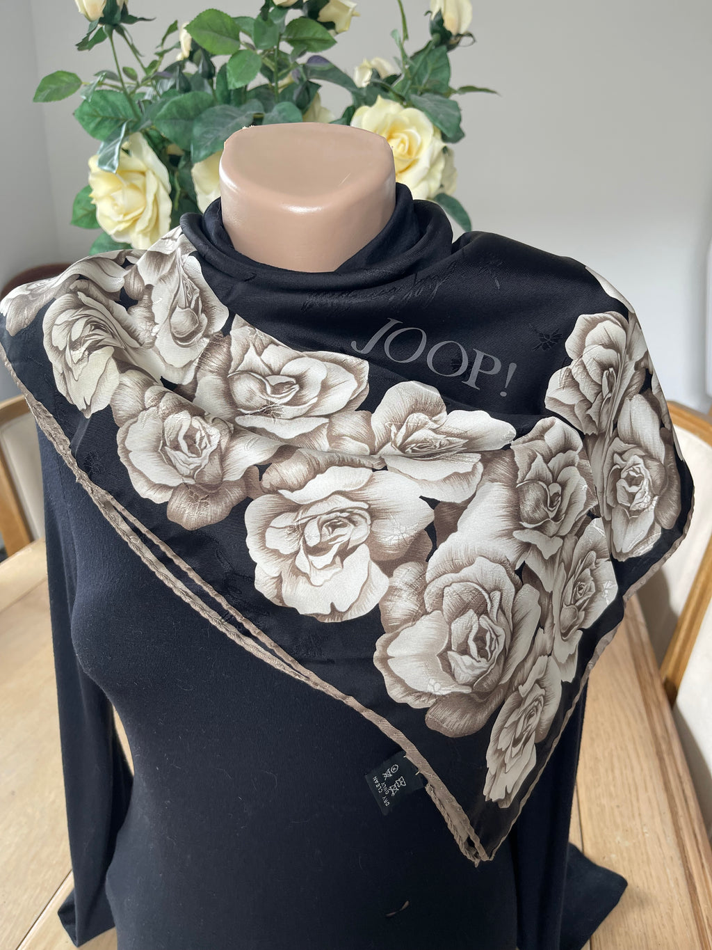 JOOP carré foulard scarf schal sjaal seide soie silk