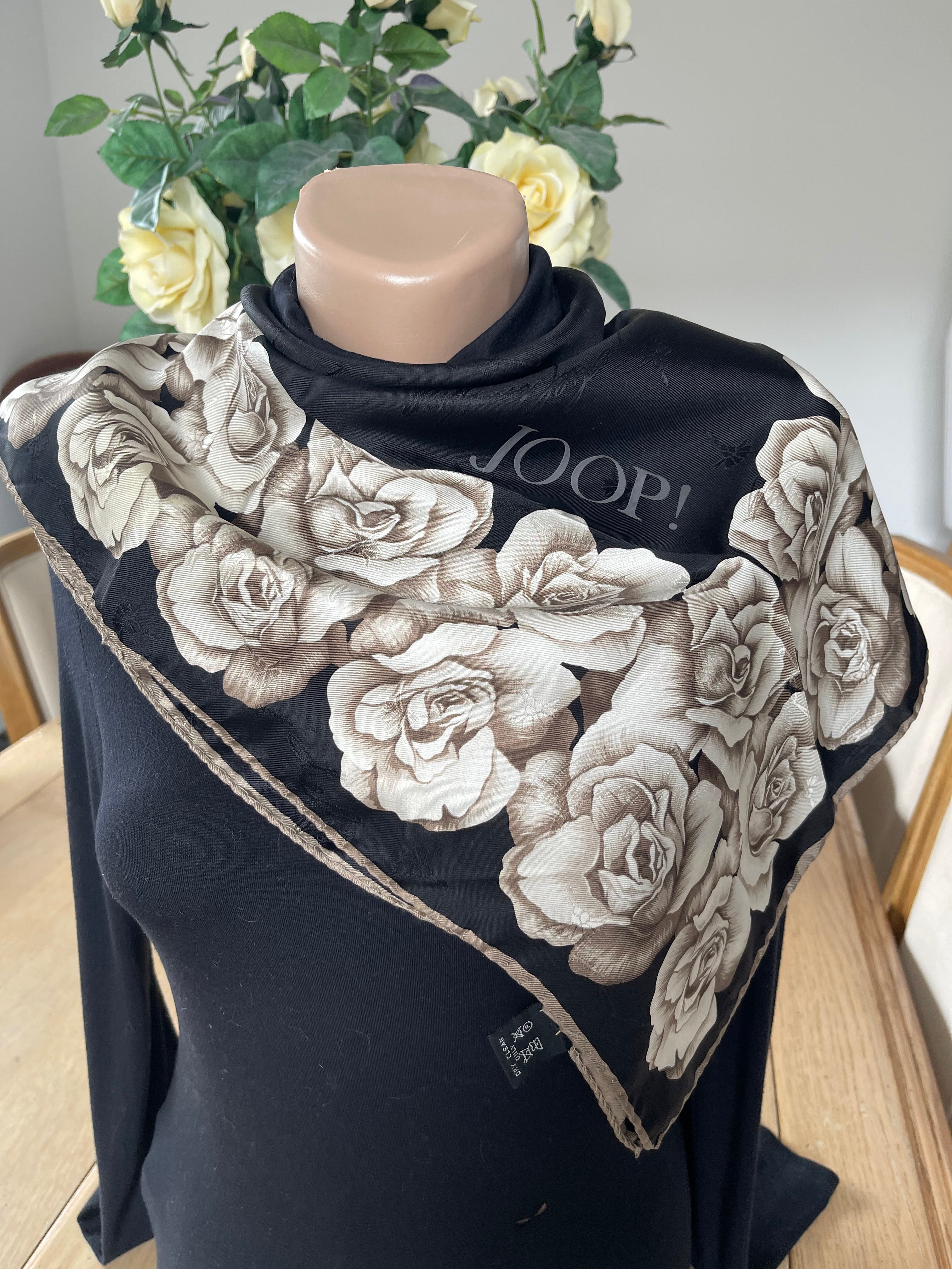 JOOP carré foulard scarf schal sjaal seide soie silk