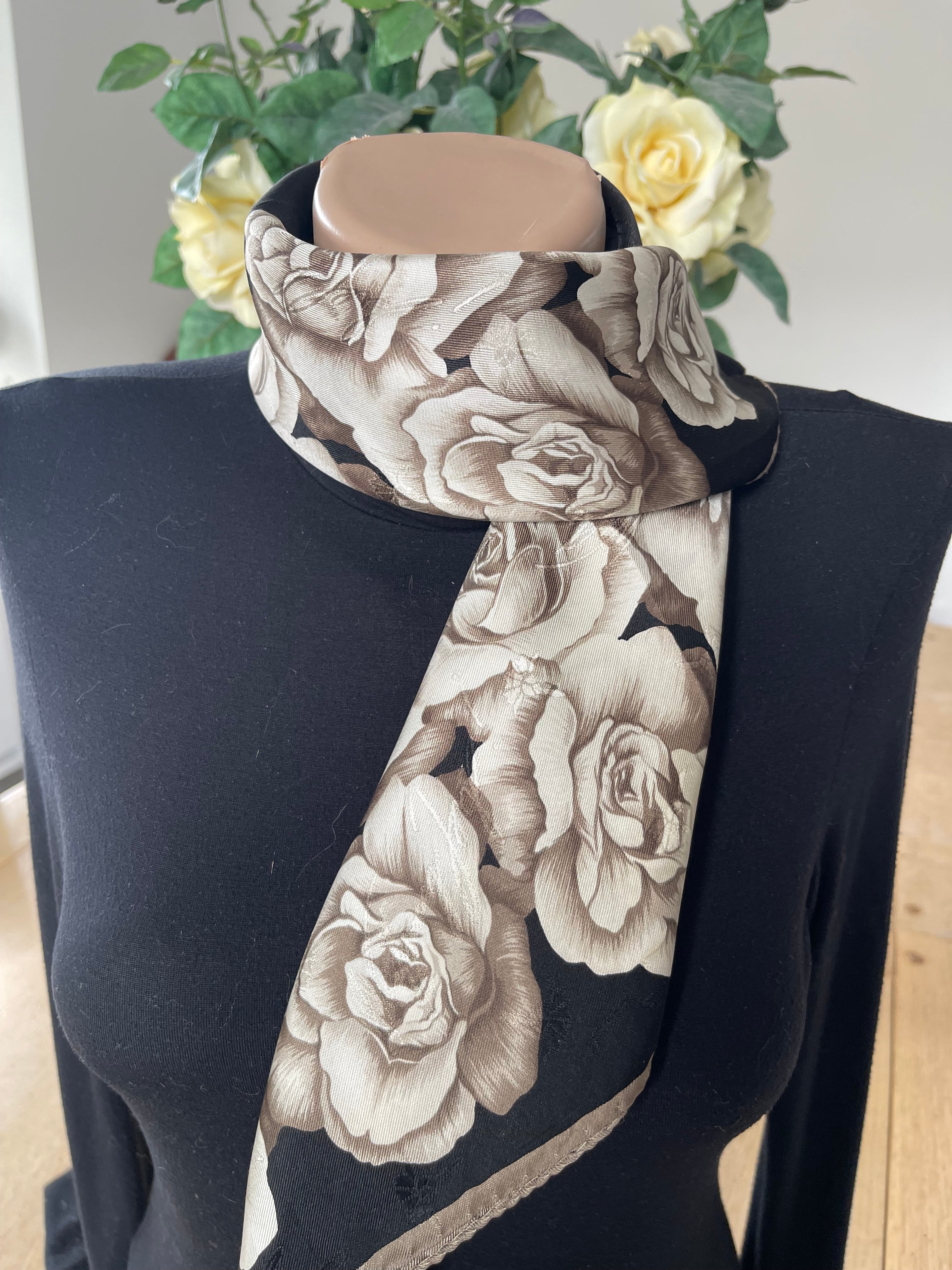 JOOP carré foulard scarf schal sjaal seide soie silk