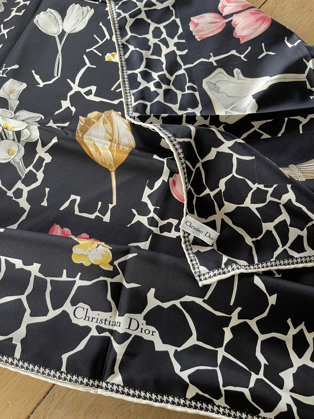 CHRISTIAN DIOR carré foulard scarf schal sjaal seide silk soie