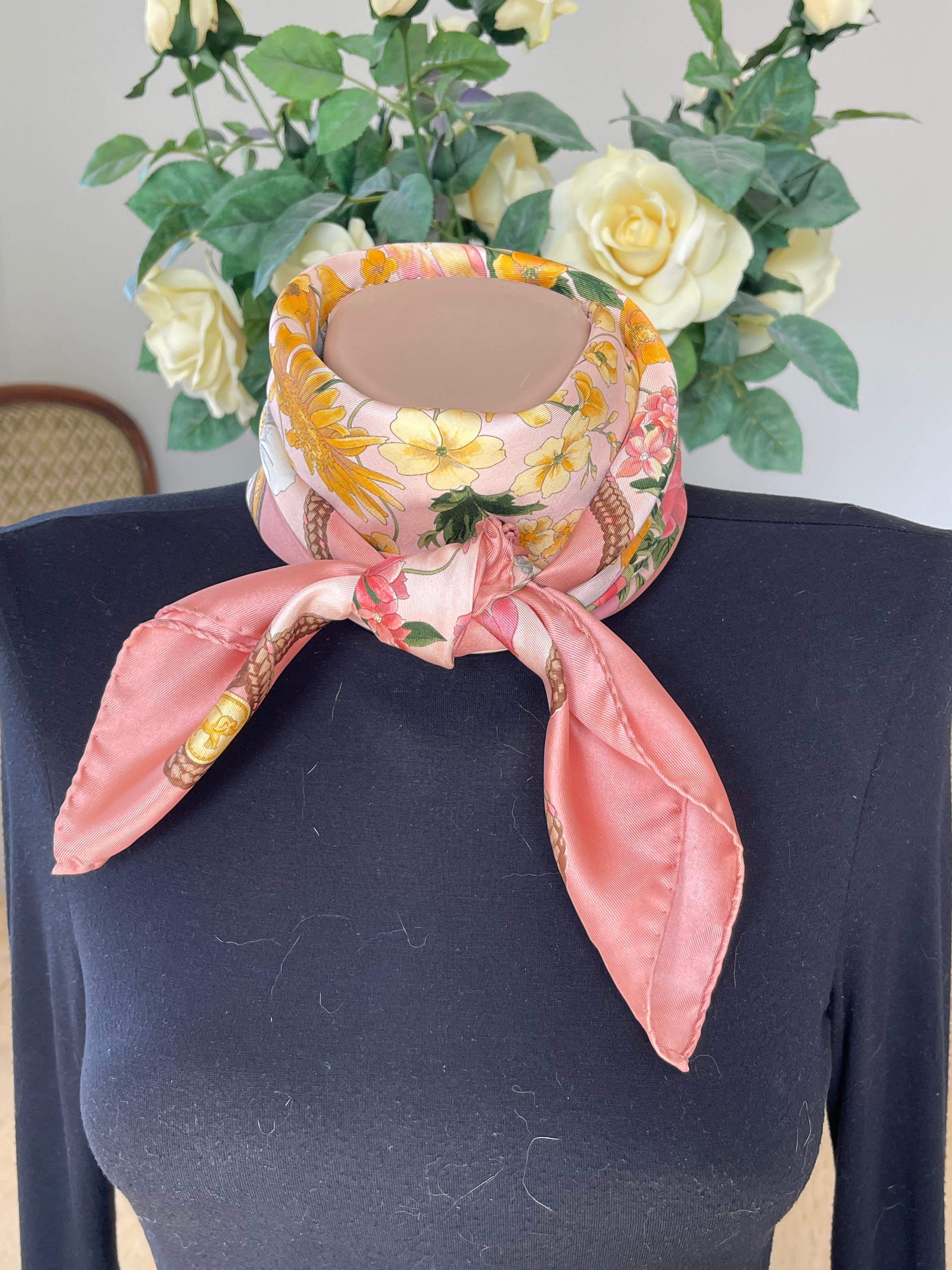 Foulard carré HUNTING WORLD seide schal silk soie