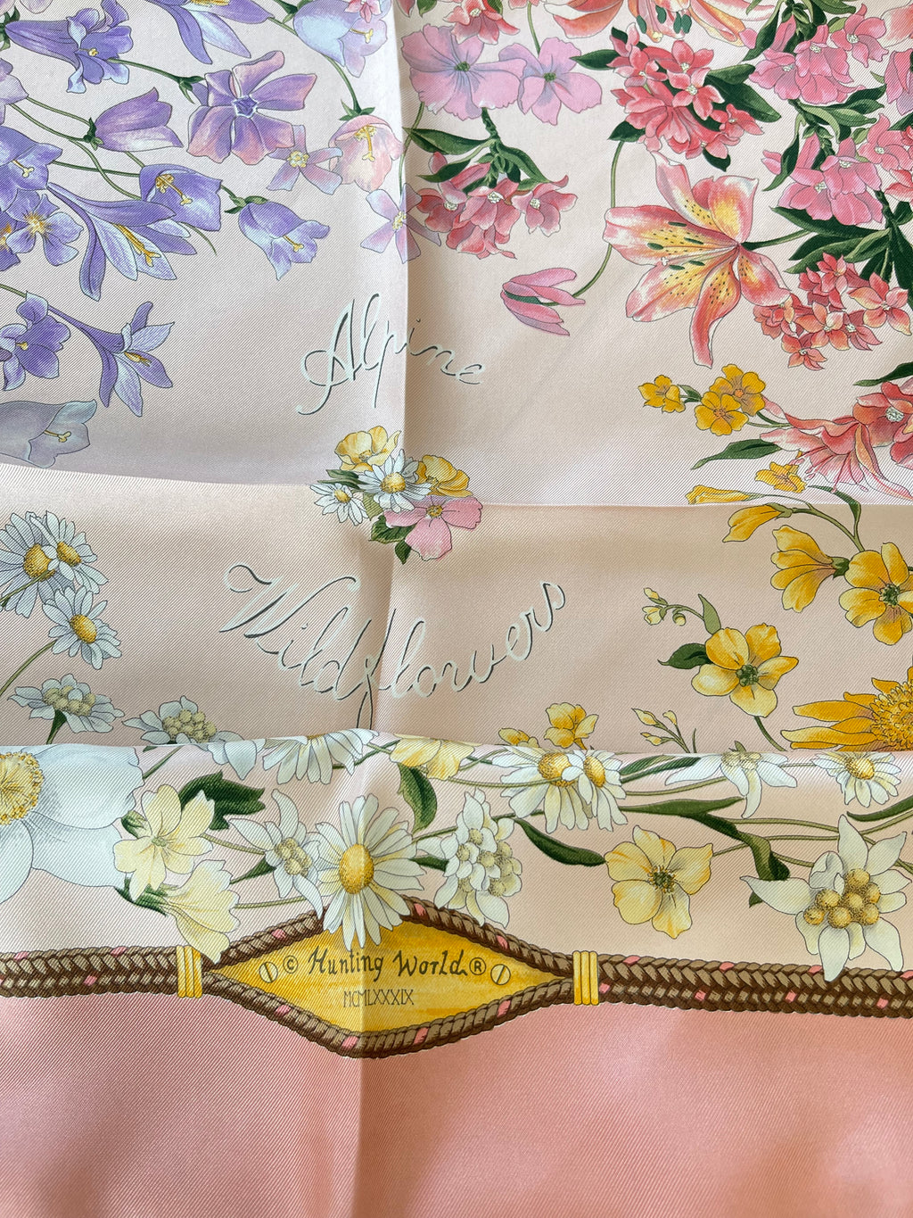 Foulard carré HUNTING WORLD seide schal silk soie